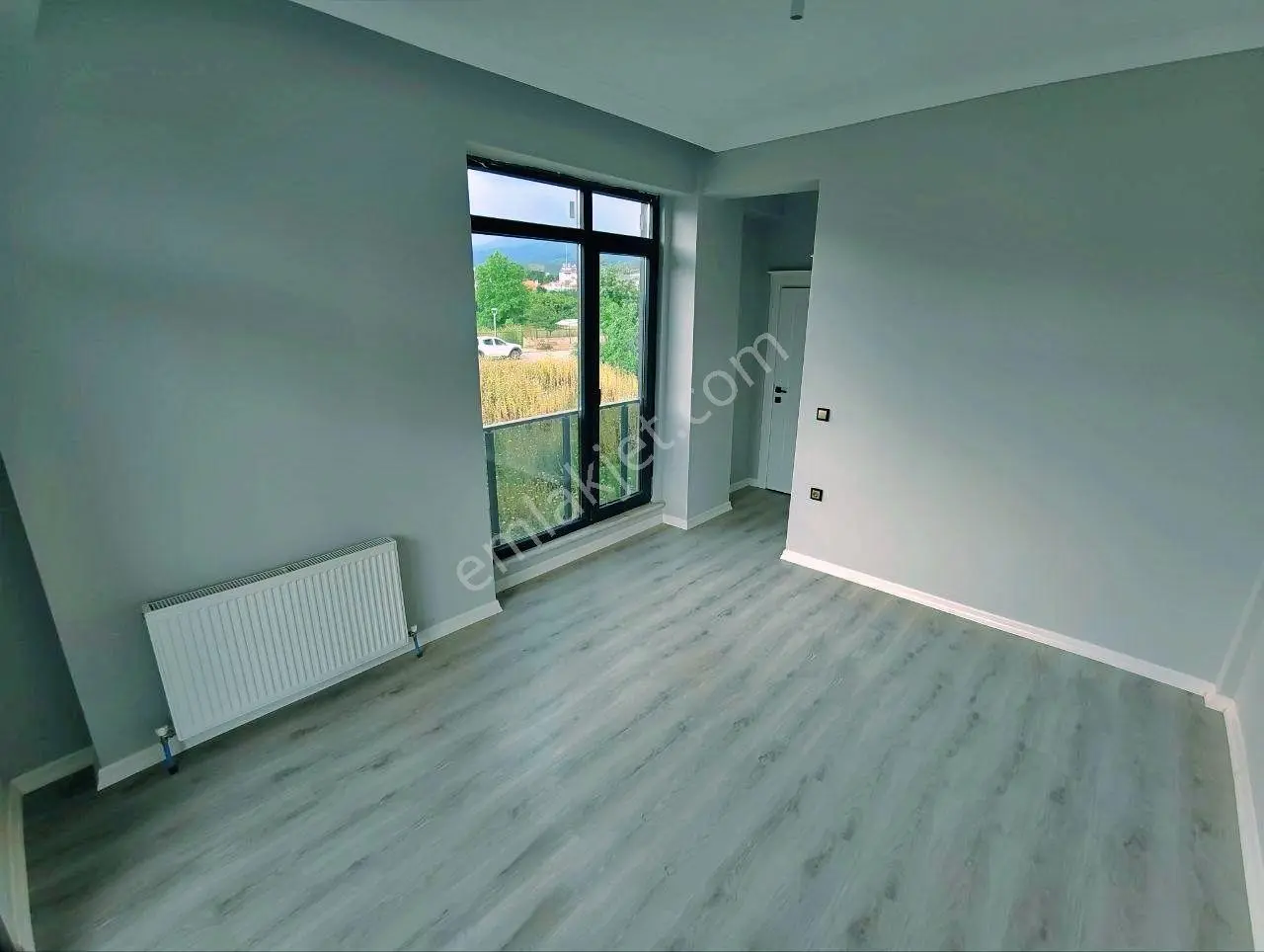 Uytundan Zeytinli'de Doğa Manzaralı Otoparklı 3+1 Lüks Villa - Görsel 8