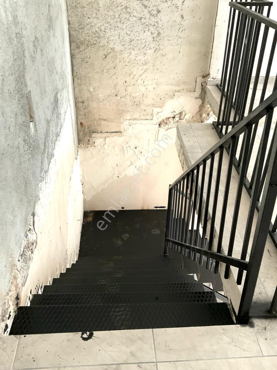 Cengizhan Mahallesi 846 Cadde Üzeri 450 Metre Kiralık Dükkan - Görsel 8