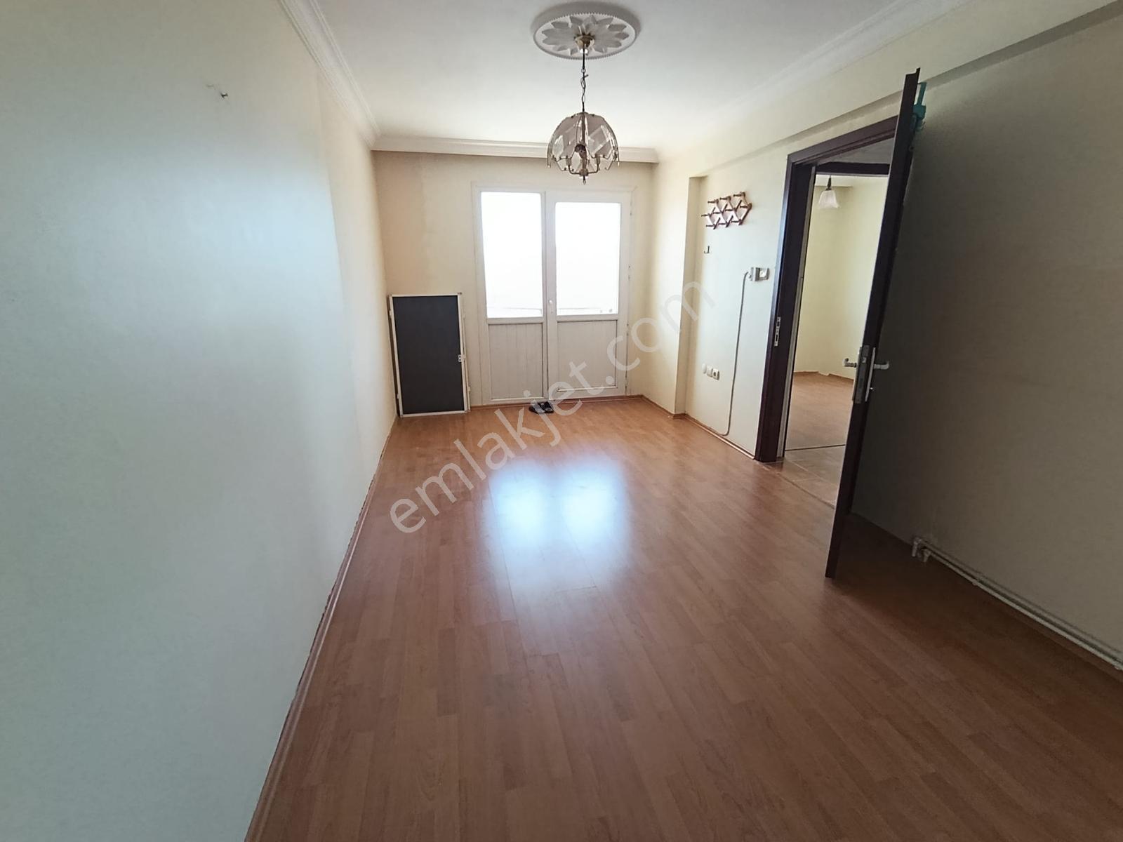 Buca Seyfi Demirsoy Hastanesi Yakını 3+1 Doğalgazlı Kiralık - Görsel 34