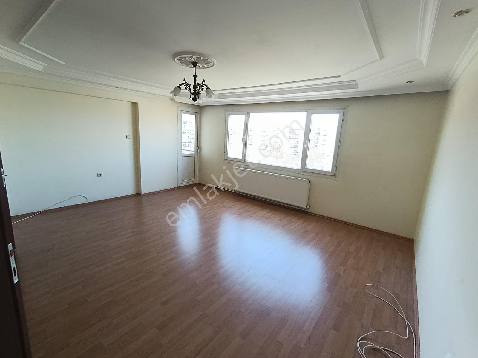 Buca Seyfi Demirsoy Hastanesi Yakını 3+1 Doğalgazlı Kiralık - Görsel 17