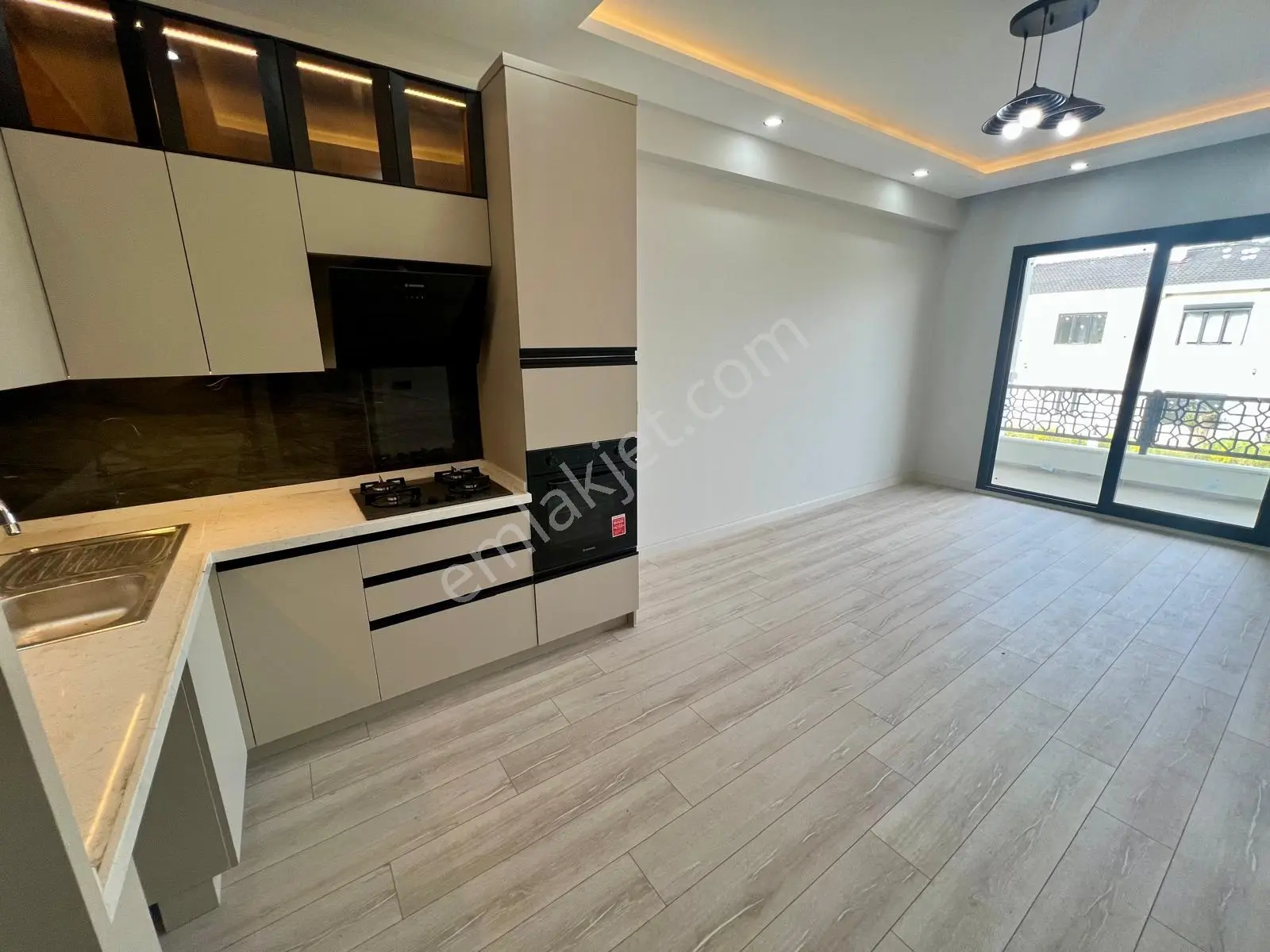 Akçay Aras Emlaktan Gürede Bahçe Kullanımlı 1+1 Ve 2+1 Daireler - Görsel 19
