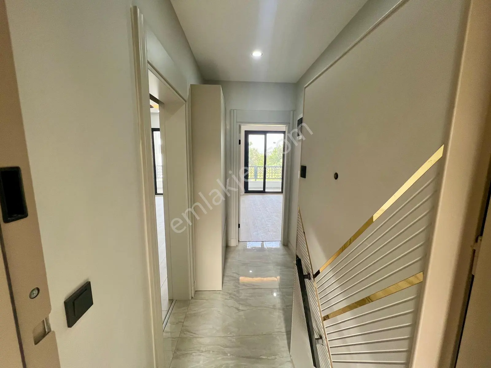 Akçay Aras Emlaktan Gürede Bahçe Kullanımlı 1+1 Ve 2+1 Daireler - Görsel 14