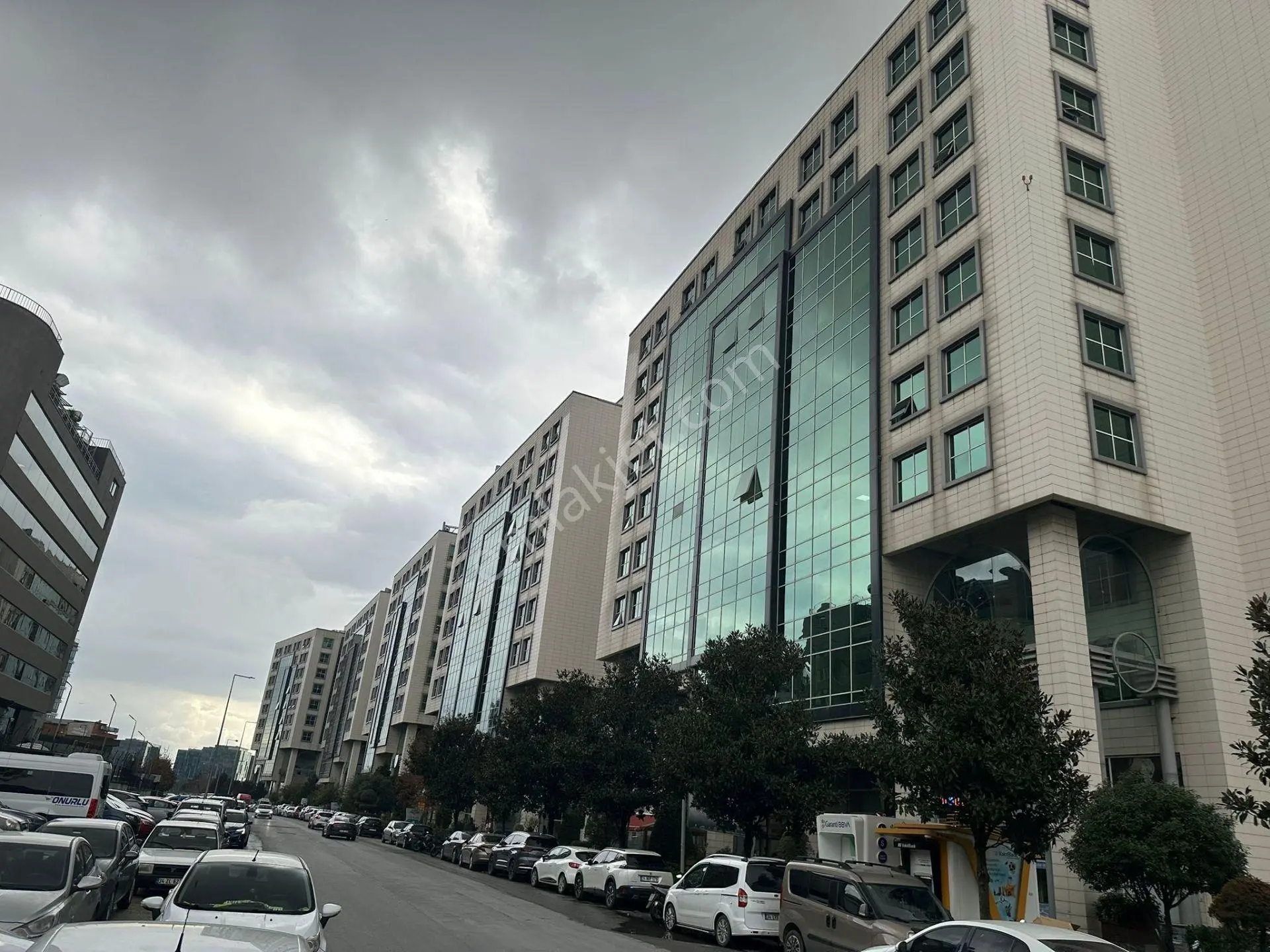 İstanbul Vizyonpark Ofis Plazalarında Kiralık Plaza Katı Ofisi 30 M2 - Görsel 2