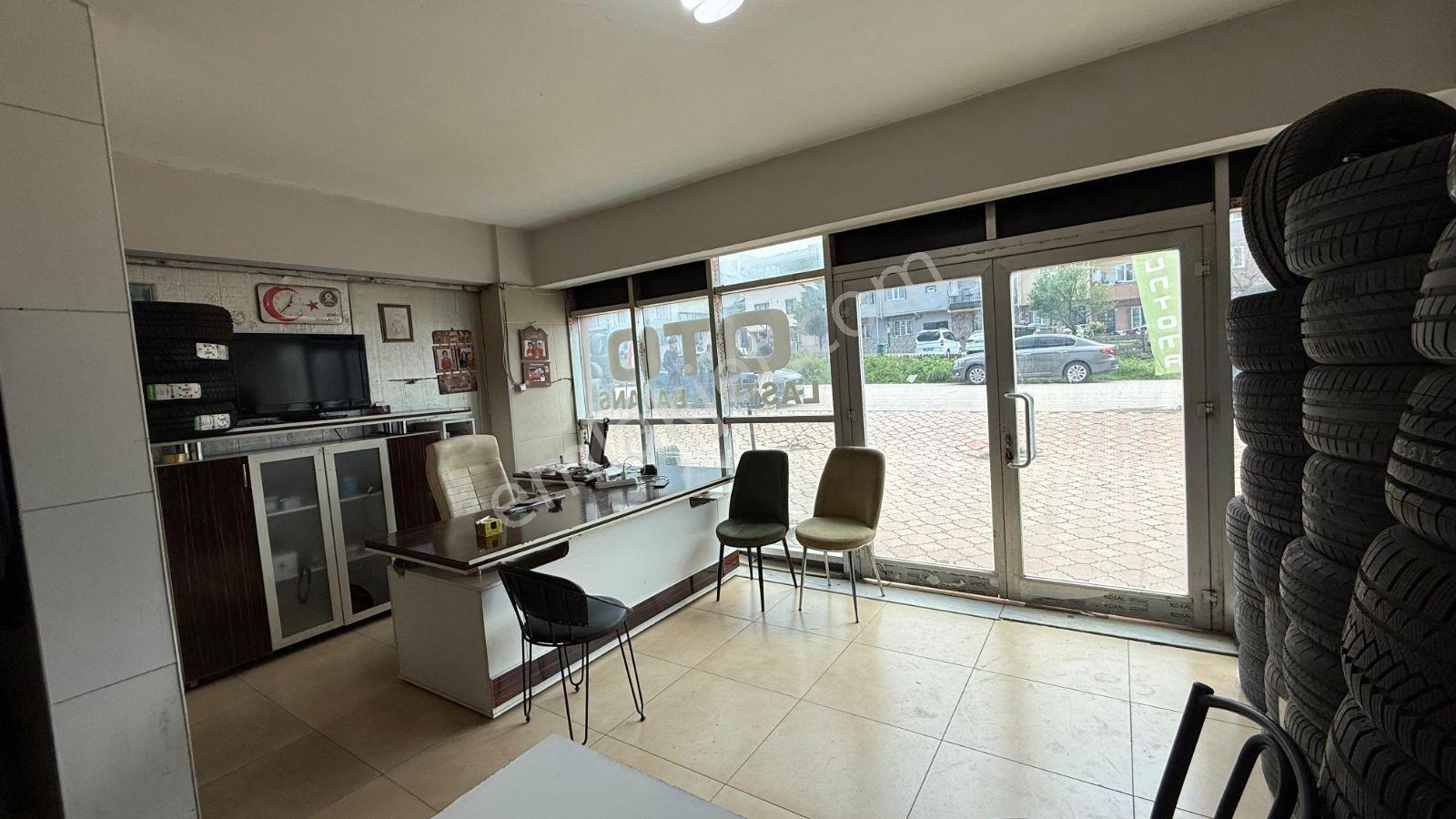 Kristal İz Geçit'de Devren Kiralık Oto Lastik Servisi - Görsel 9