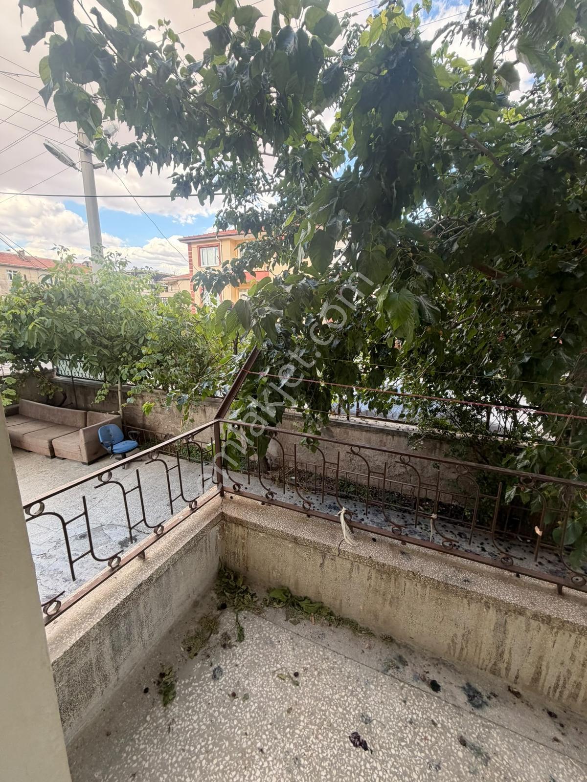 Mes Emlak'tan Bademlik Camii Üstü 3+1 Kiralık Daire - Görsel 7