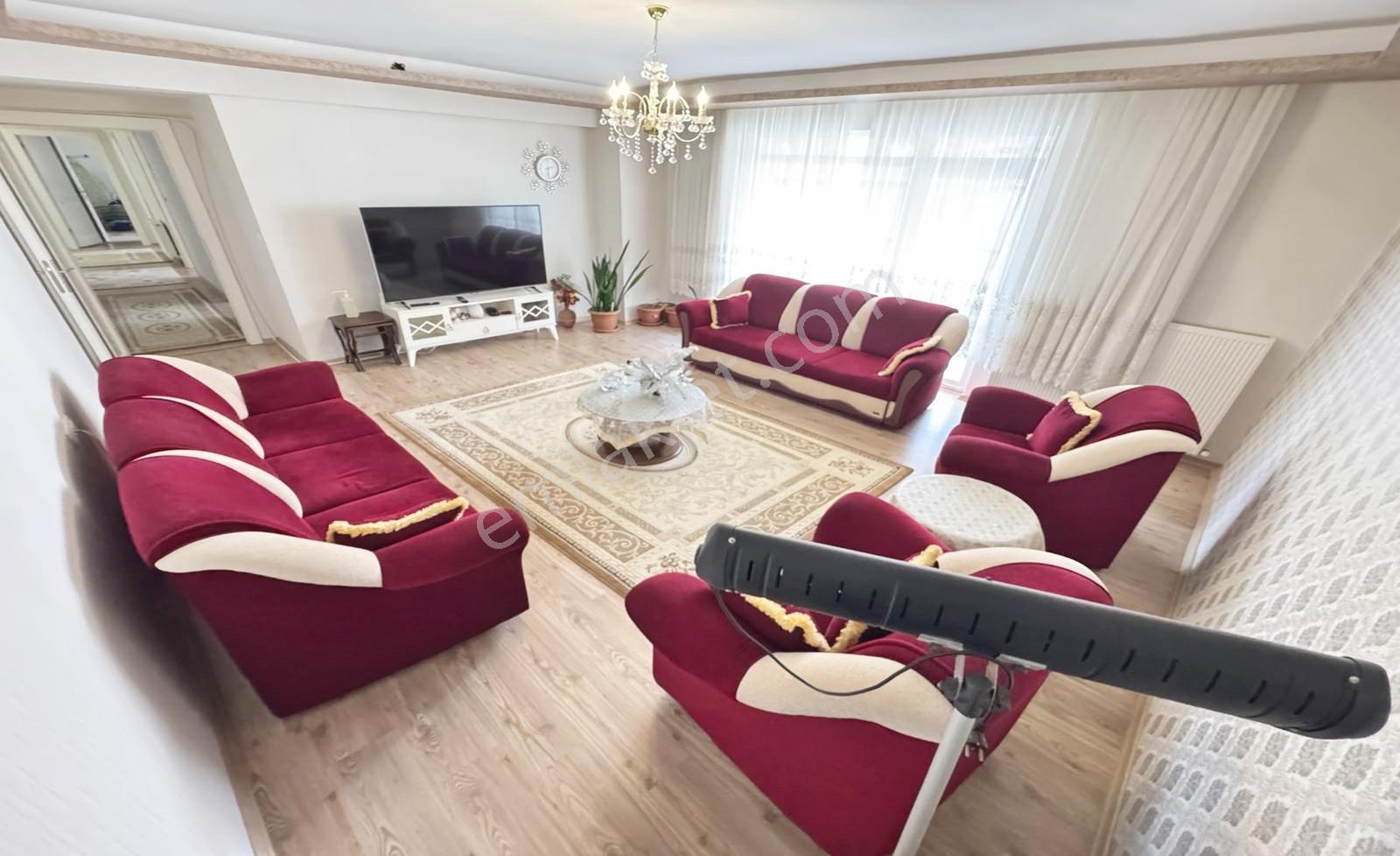 Kanuni Mahalle'sinde Site İçerisinde Geniş Ebeveyn Banyolu 3+1 - Görsel 20
