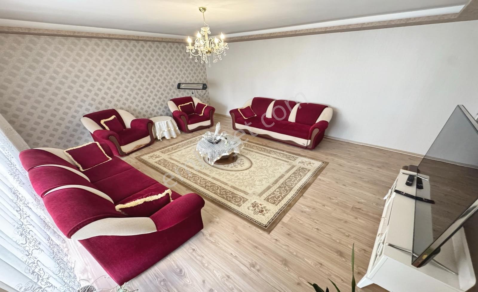 Kanuni Mahalle'sinde Site İçerisinde Geniş Ebeveyn Banyolu 3+1 - Görsel 13