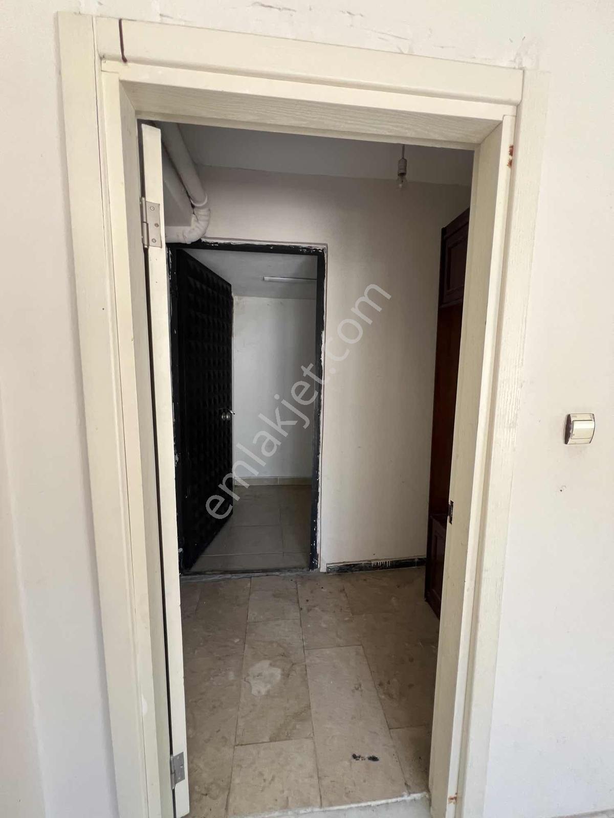 Beşevler Güneş Cd Üstü Kiralık 120 M2 Dükkan - Görsel 10