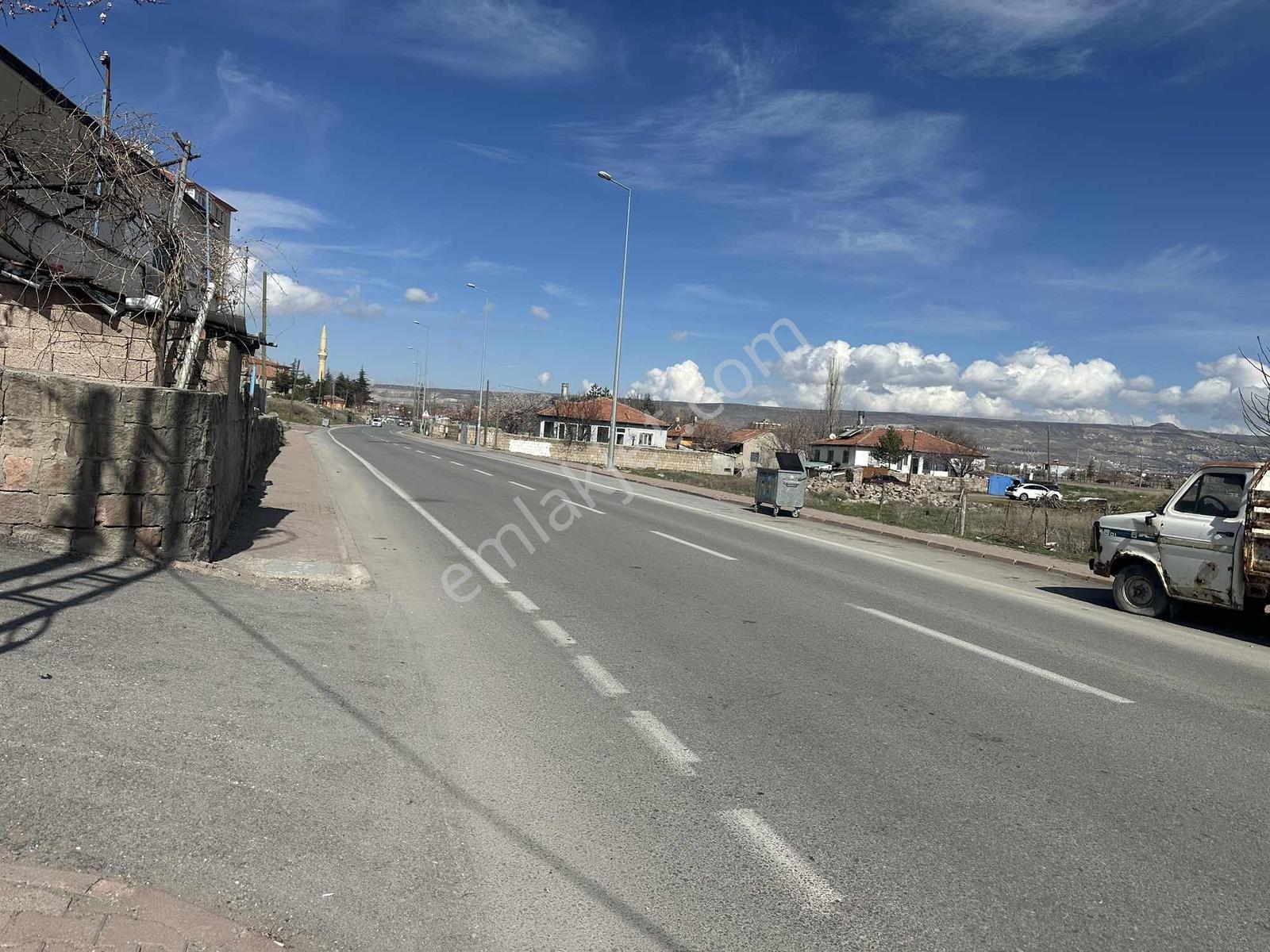 Merkezde Geniş Arsa Üzerinde 2 Ayrı Müstakil Satılık Ev - Görsel 14