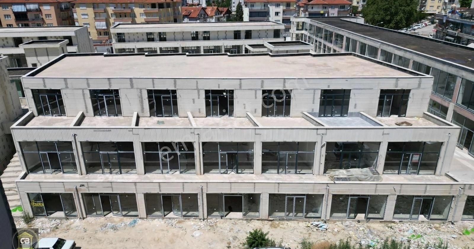 Baloğlu Gayrimenkul'den Merkezde Sıfır Satılık Dükkanlar - Görsel 16