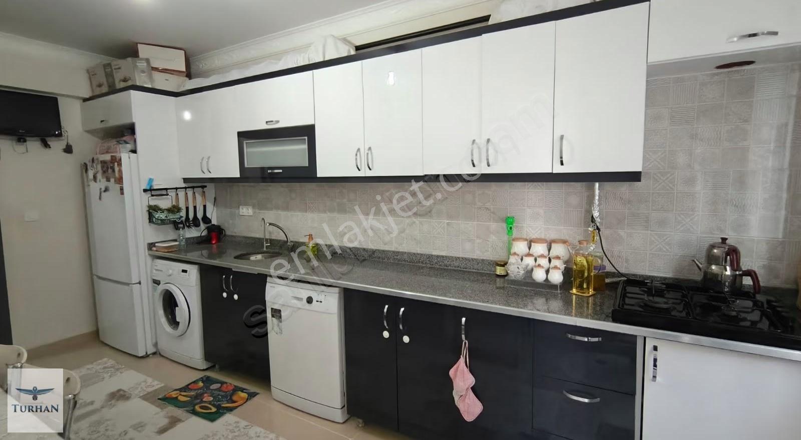 Kapaklı Merkezde, Sitede 2+1 Daire (110m²) - Ara Kat