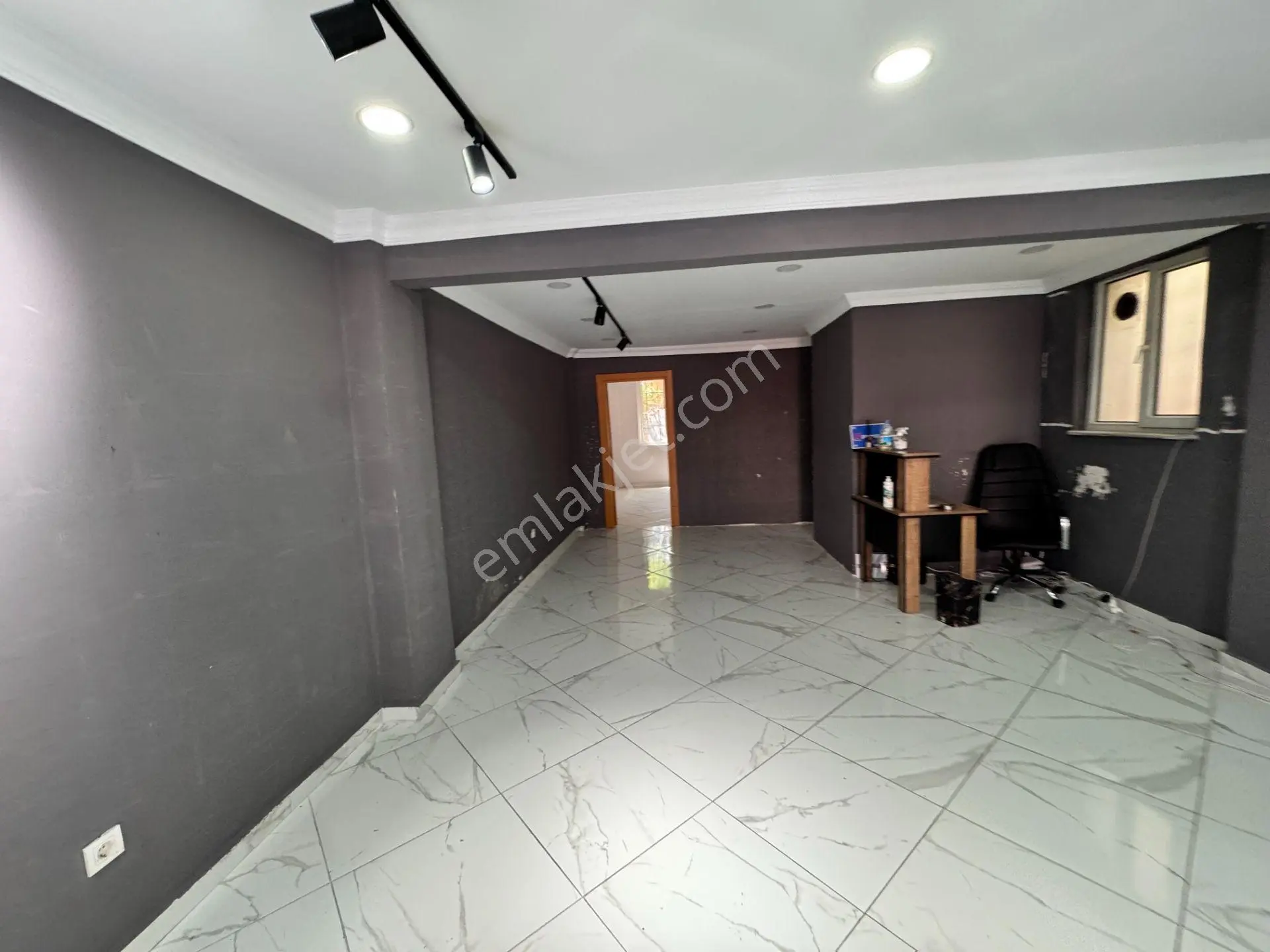 Fındıkzade Cad Üzerinde Kiralık İskanlı Dükkan Katta Tek / 120m2 - Görsel 5