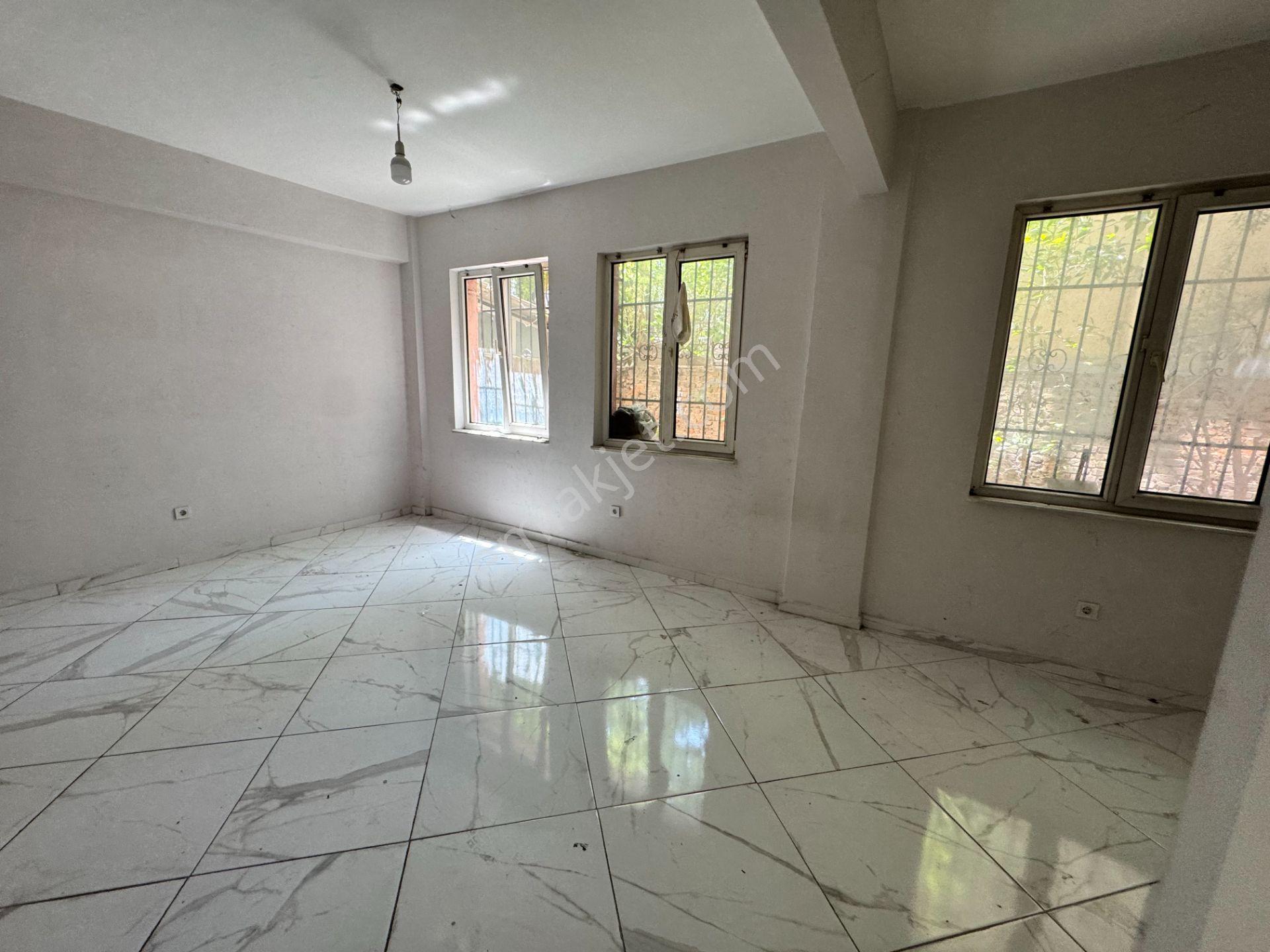 Fındıkzade Cad Üzerinde Kiralık İskanlı Dükkan Katta Tek / 120m2 - Görsel 11