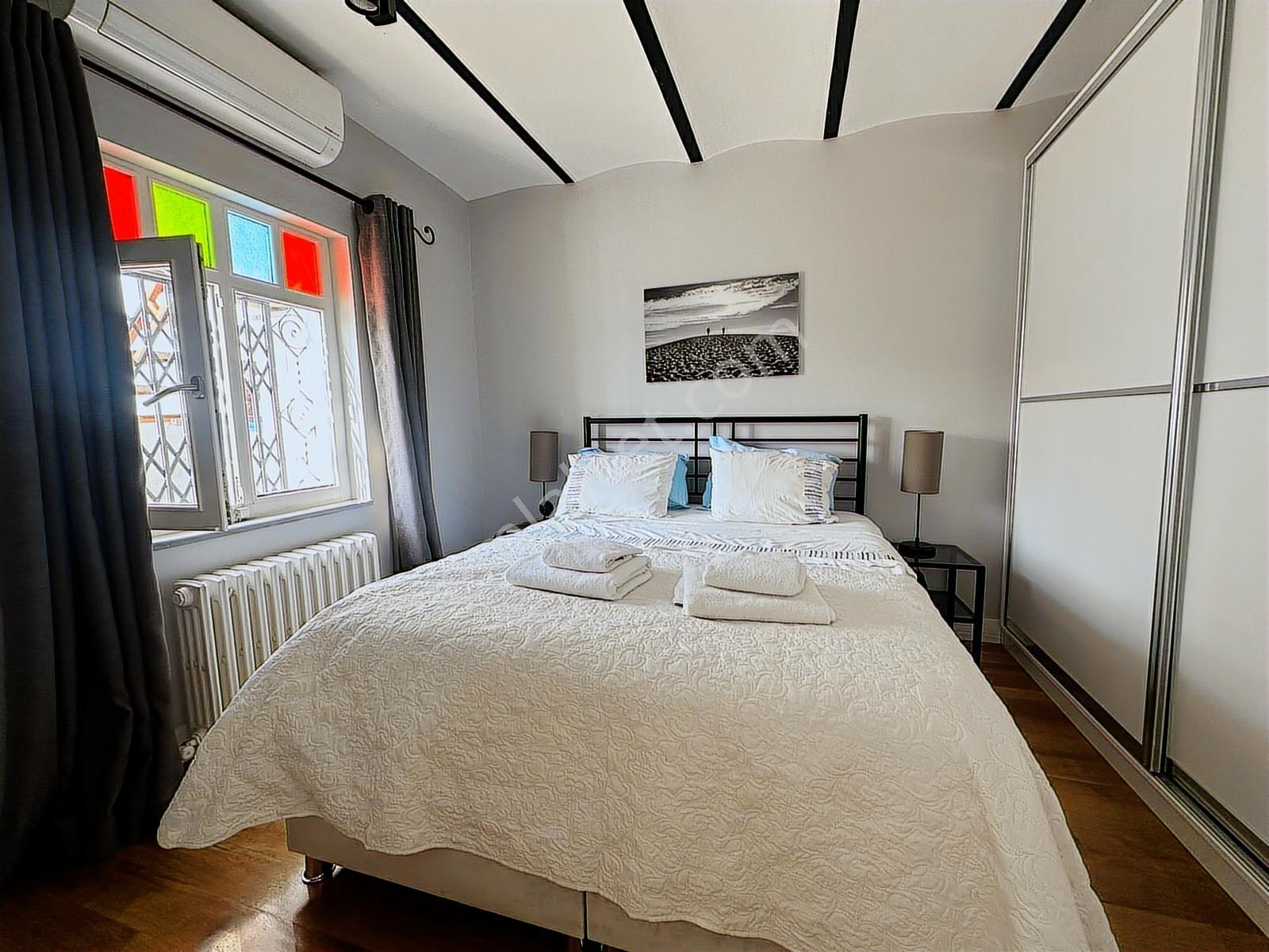 Galata Kuledibinde Eşsiz Manzaralı 1+1 Kiralık - Görsel 14