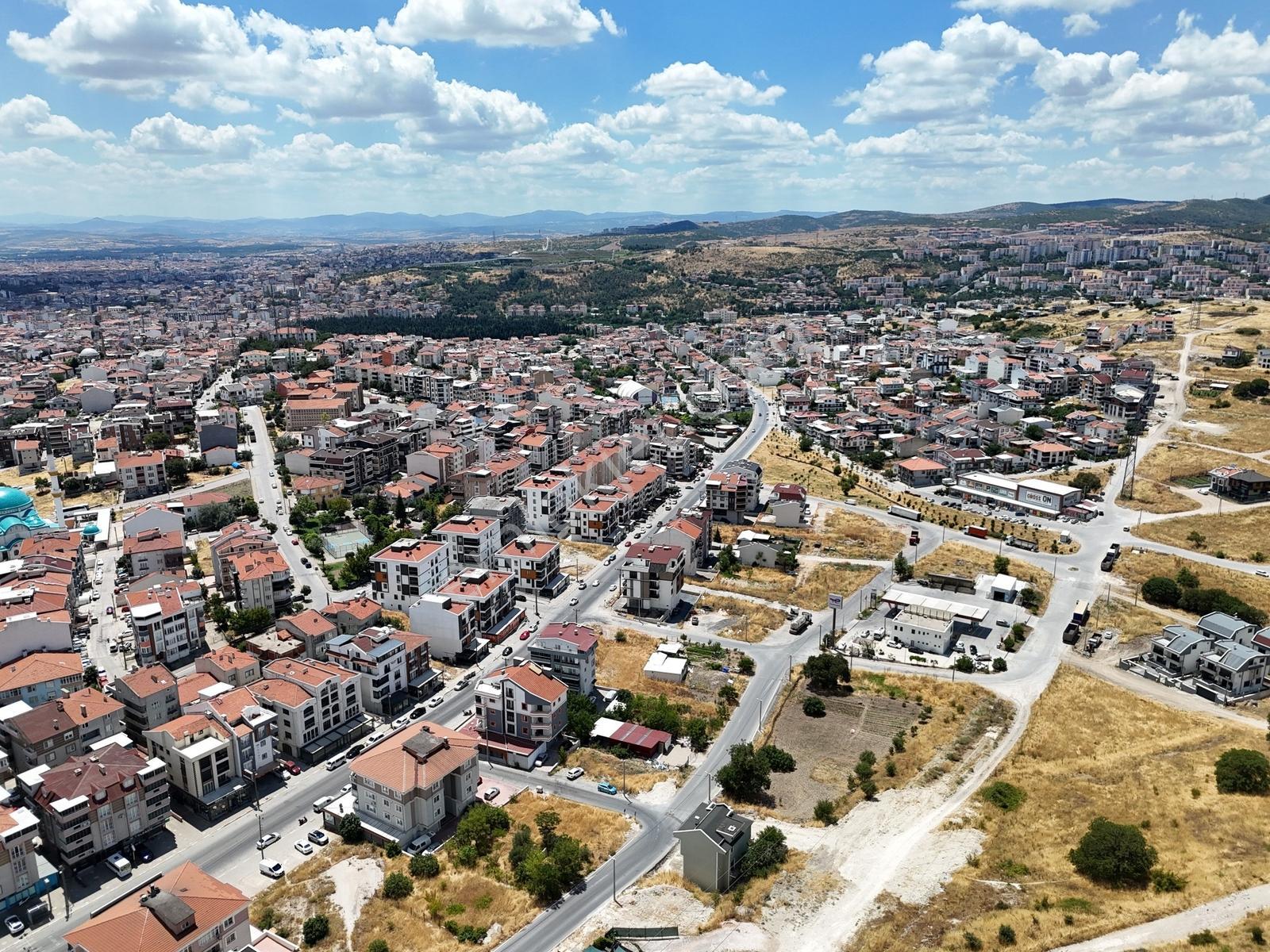 Karesi' De, Çevre Yolunda Yatırım Ve Yaşam İçin 361 M² Köşe Arsa
