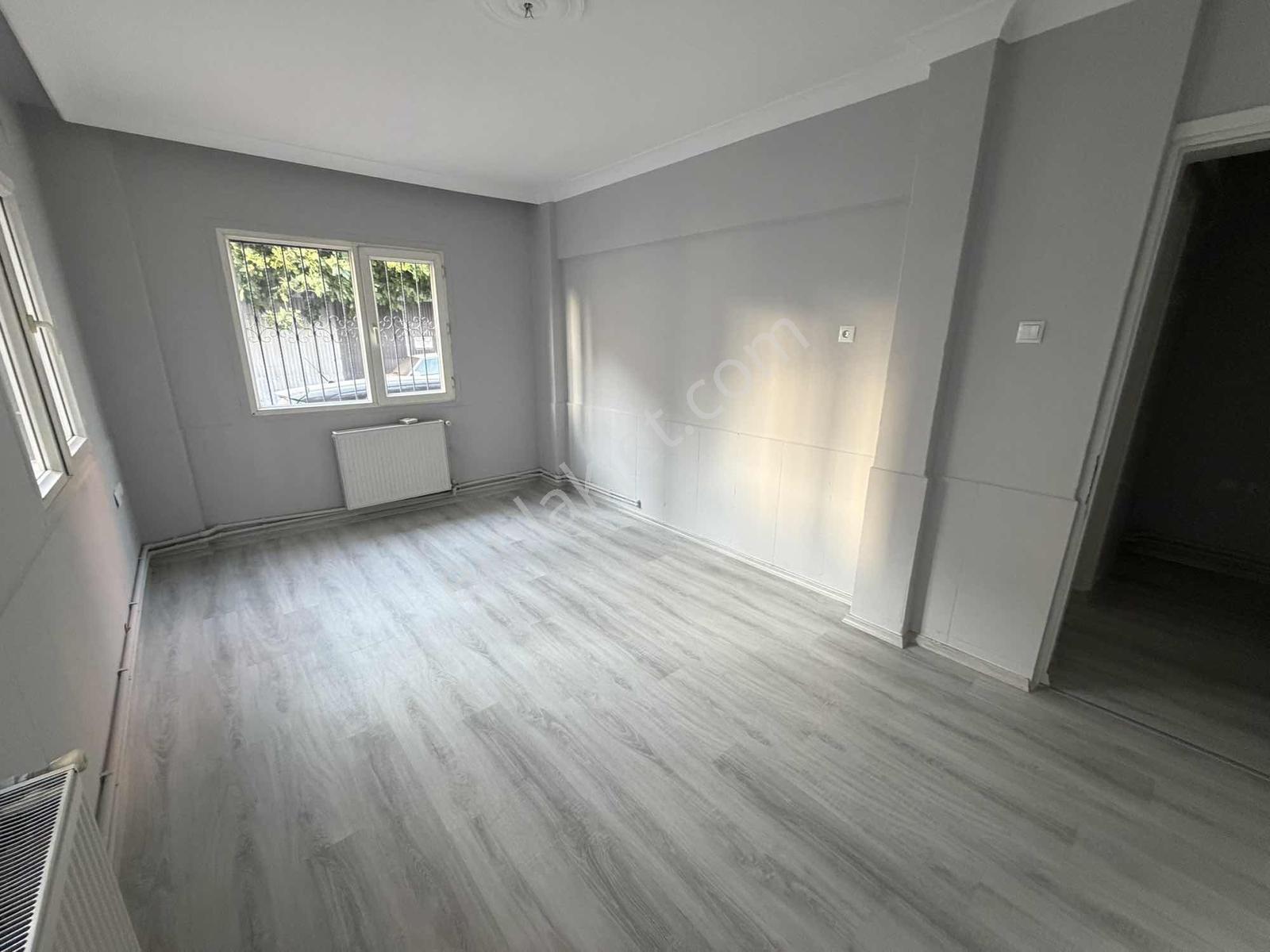 Karakaş'tan Merkez Çarşıda Komple Bina 2 Daire - Görsel 26