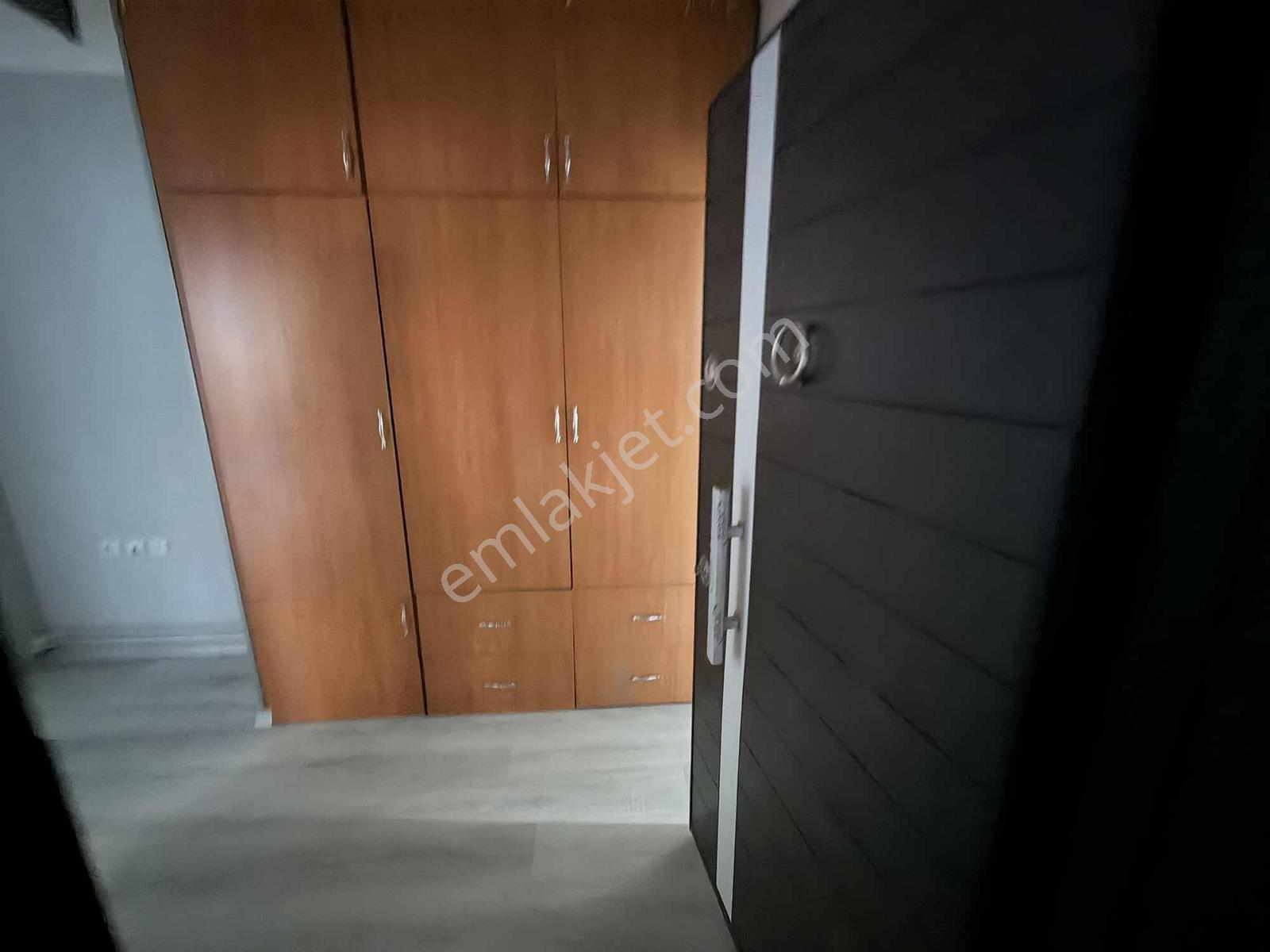 Karakaş'tan Merkez Çarşıda Komple Bina 2 Daire - Görsel 15