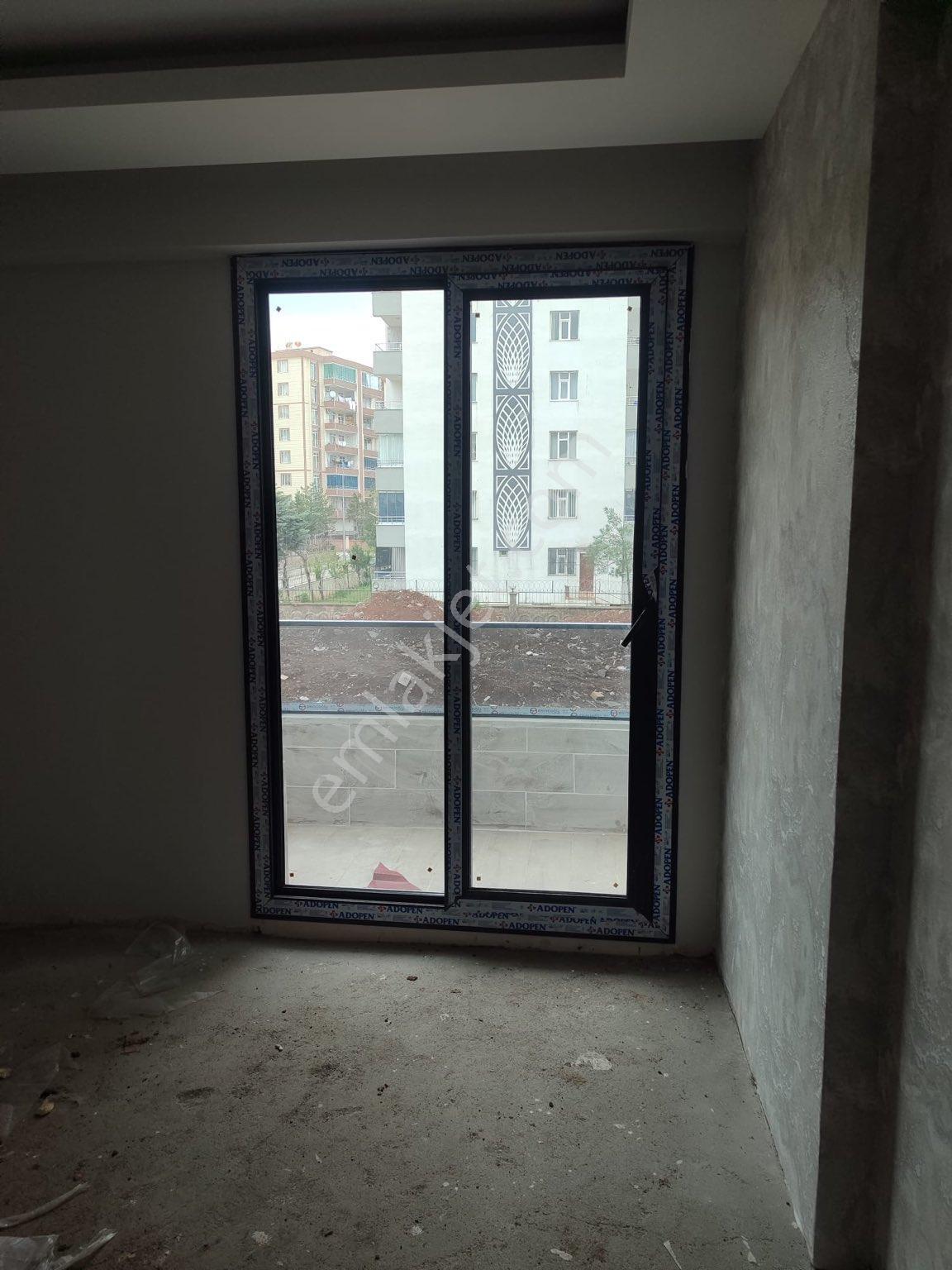 Millet Bahçesi Civarında Bulunan 2.5+1 Satılık Dairemiz - Görsel 14