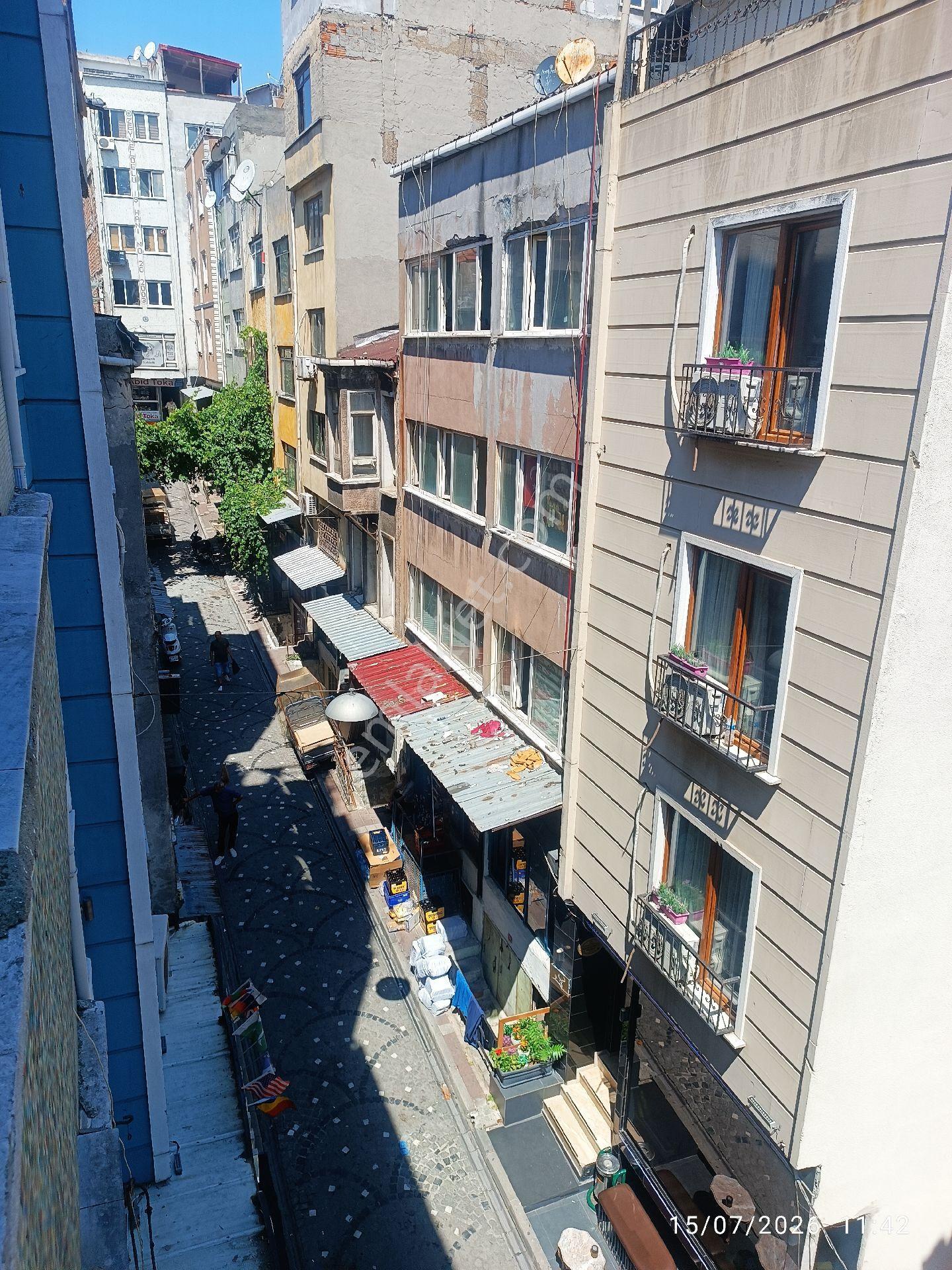 Fatih Gedikpaşa'da 6 Katlı İş Hanı Kentsel Dönüşüme Girmiş Durumdadır Kelepir Fiyatına - Görsel 2