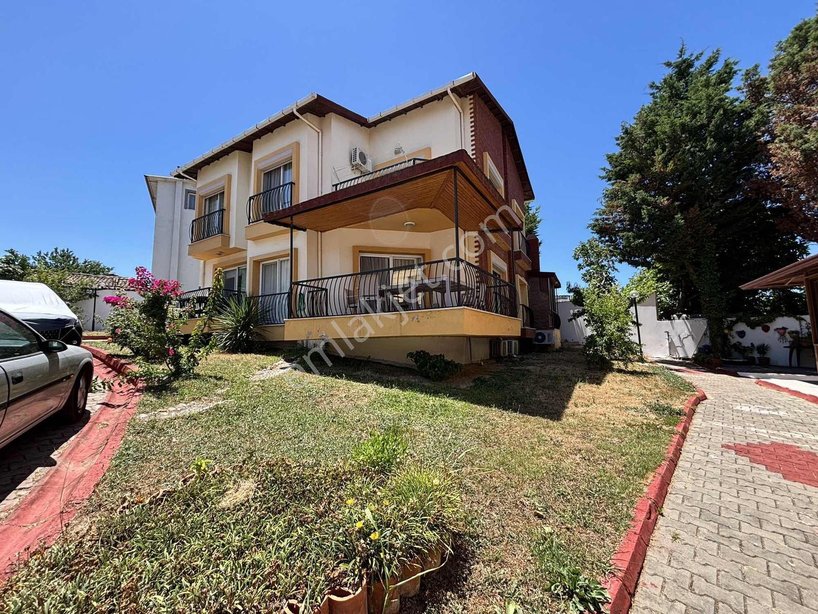 Merkezi Konumda Güvenliki Manzaralı 3+1villa - Görsel 12
