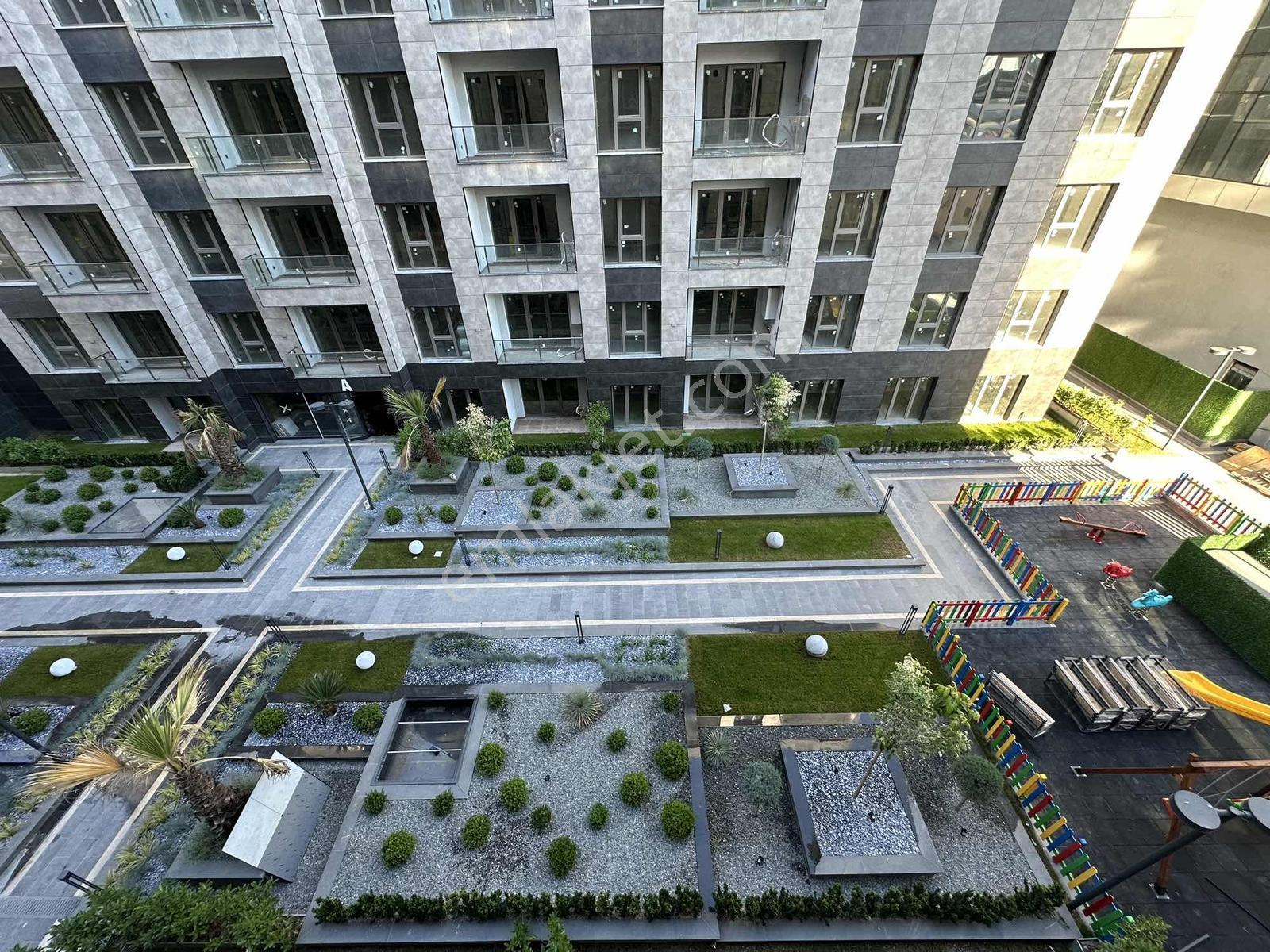 Empire Beylikdüzü Ara Kat Peyzaj Cephe Satılık 1+1 52 M2 Daire - Görsel 11