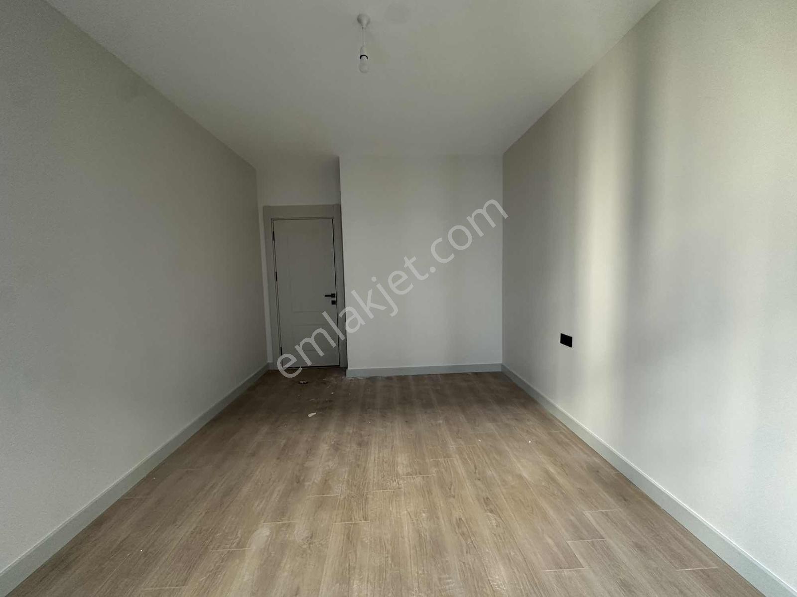 Empire Beylikdüzü Ara Kat Peyzaj Cephe Satılık 1+1 52 M2 Daire - Görsel 12