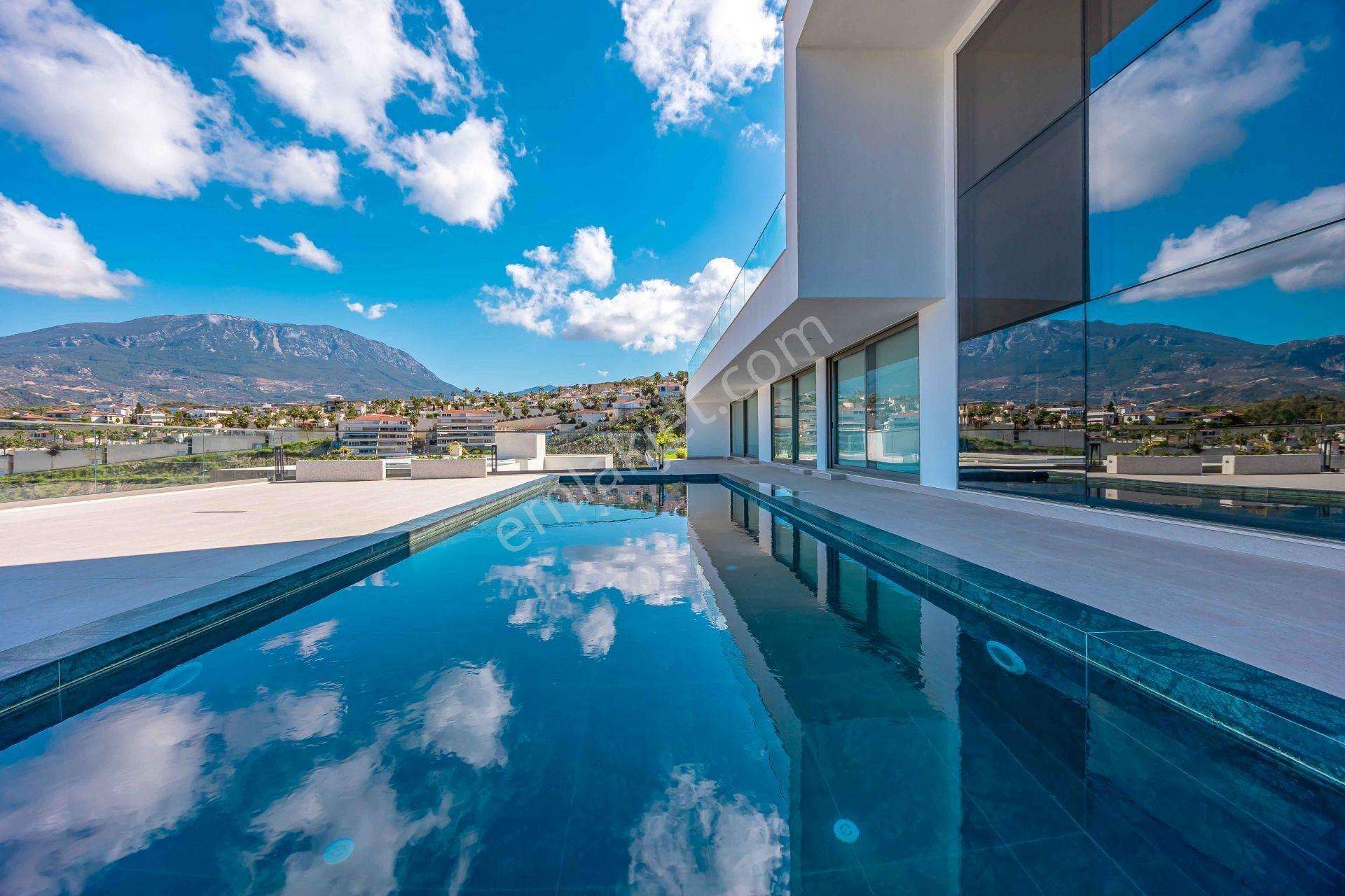 Alanya'da En Lüks 360 Derece Panoramik Deniz Ve Dağ Manzaralı Satılık Villa - Görsel 7