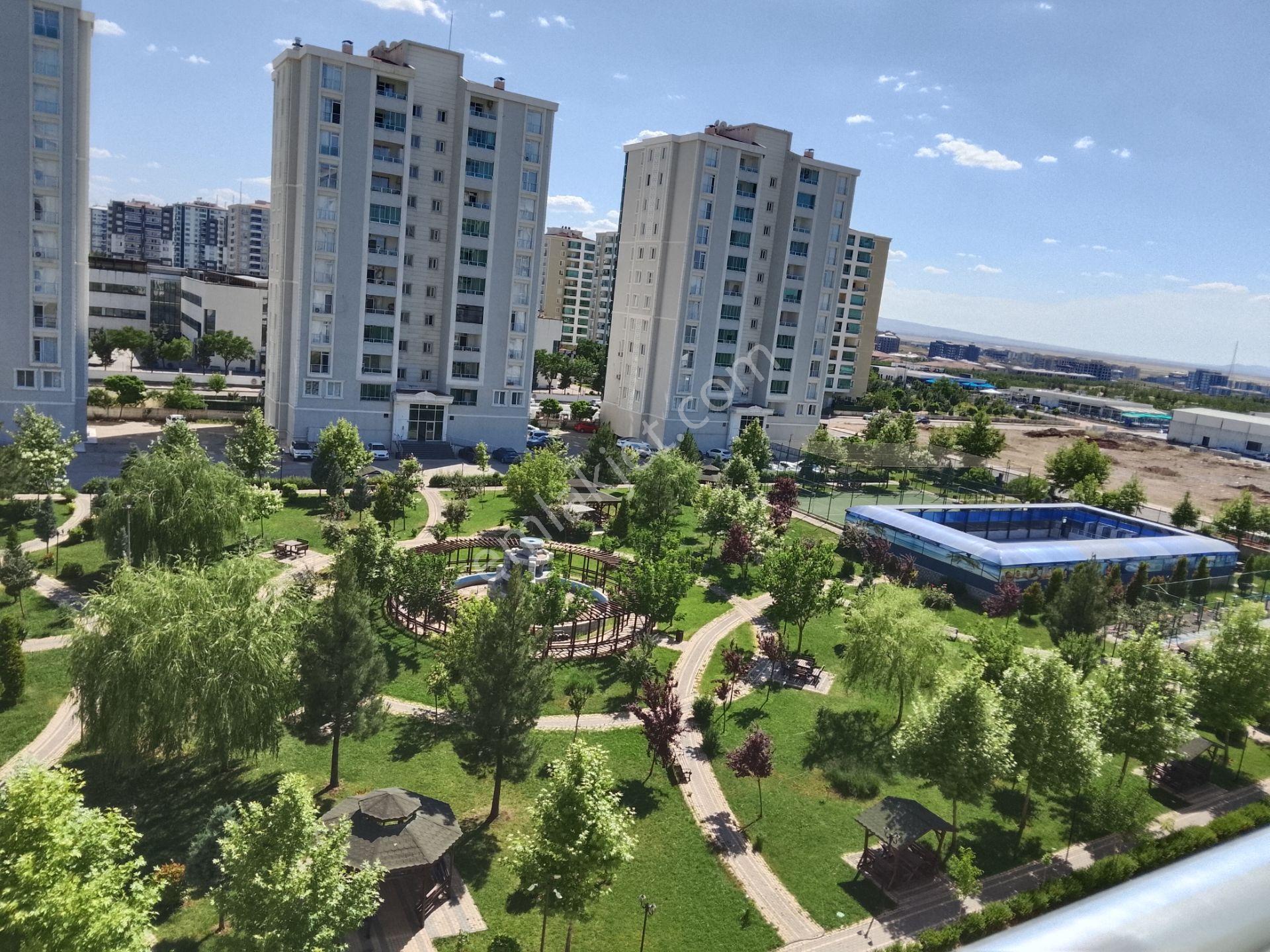 Stadyum Yolunda 4+1 Satılık Daire - Görsel 17