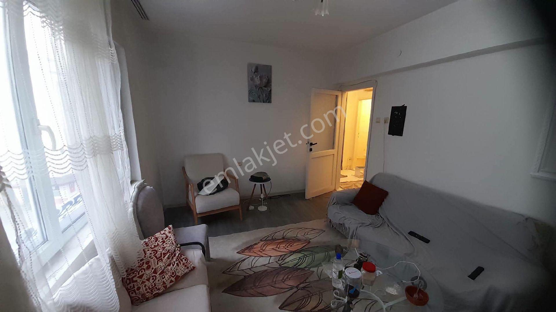 Samsun İlkadım Çiftlik Mahallesi'nde Kat Tapulu 1.kat 2+1 Satılık Daire - Görsel 4