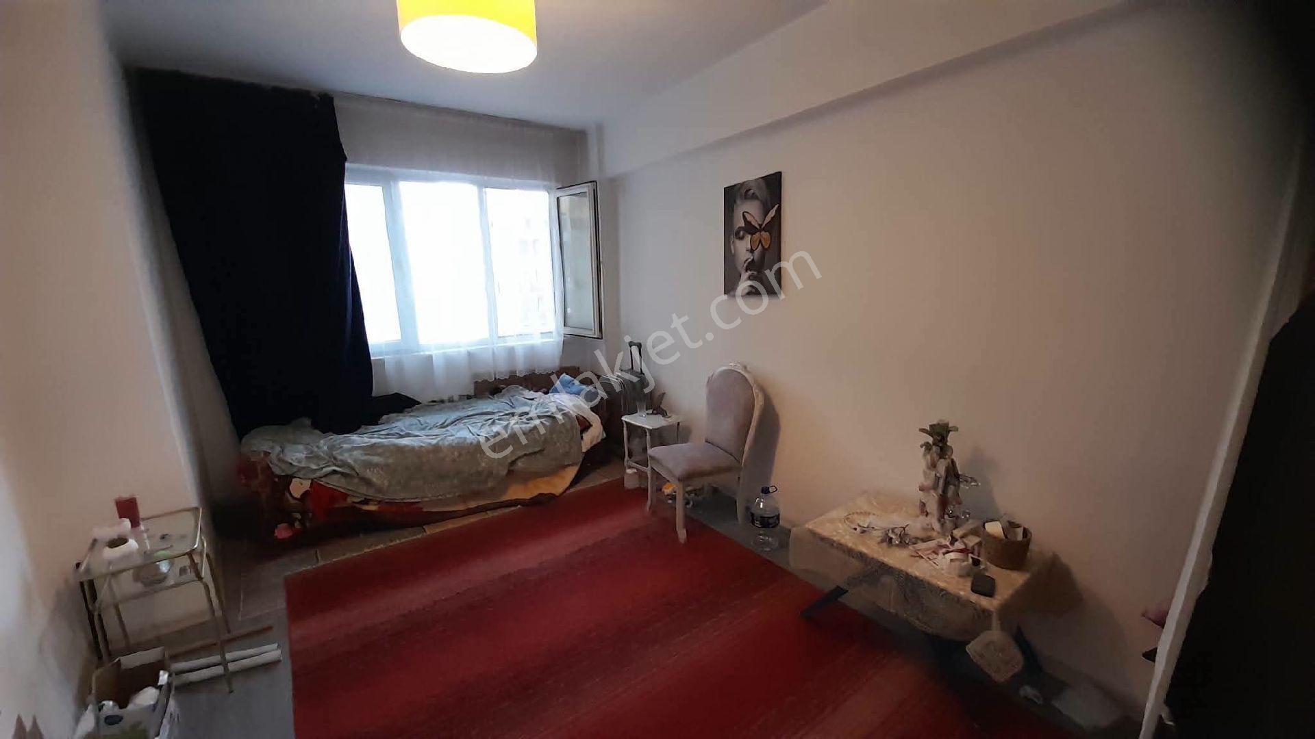 Samsun İlkadım Çiftlik Mahallesi'nde Kat Tapulu 1.kat 2+1 Satılık Daire - Görsel 13