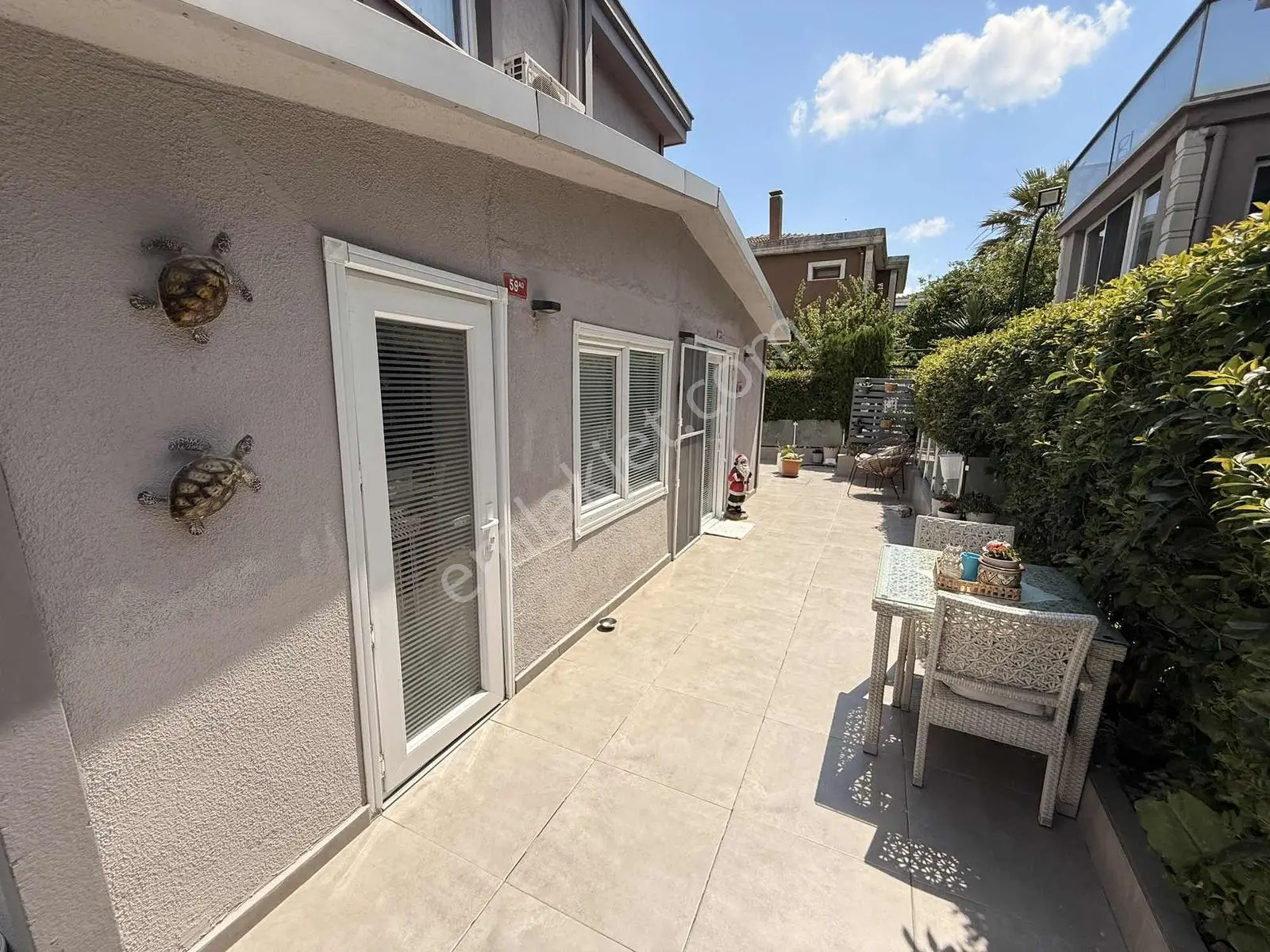 Mimaroba'da Havuzlu Site İçinde Geniş Ve Lüks Satılık 5+2 Villa - Görsel 11