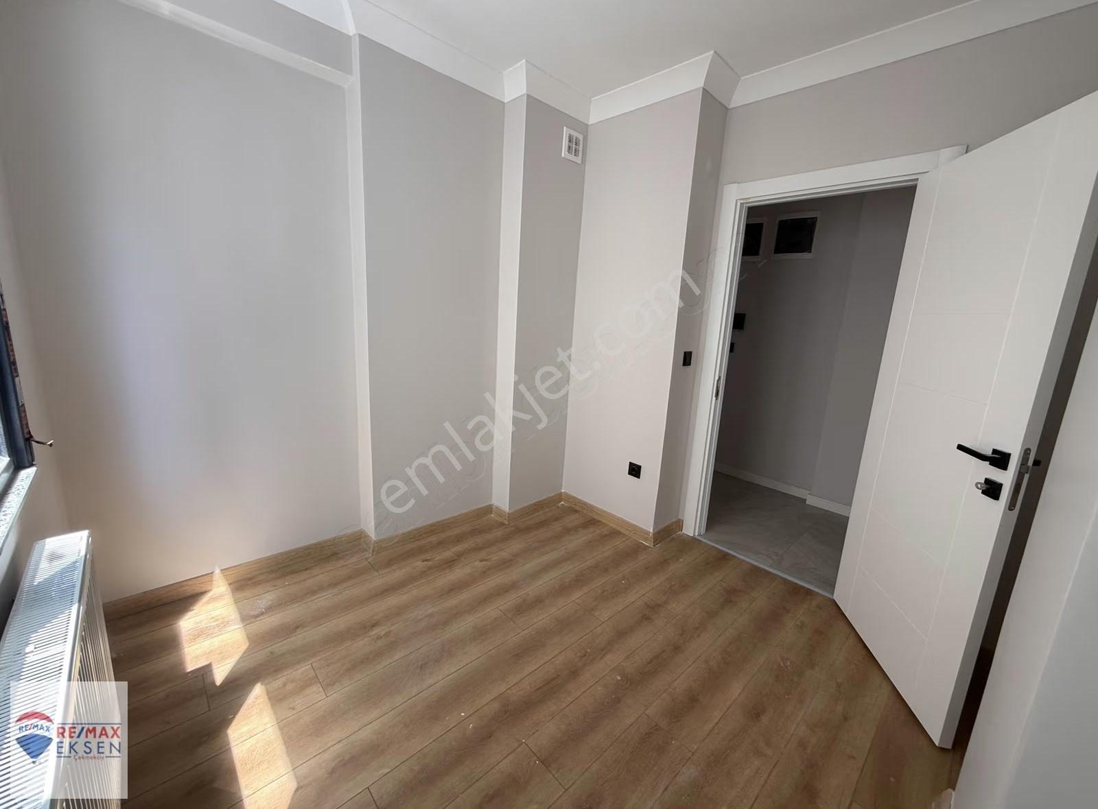 Minibüs Caddesi Göztepe Mevkii Sıfır Binada Kiralık 3+1 Daire - Görsel 14