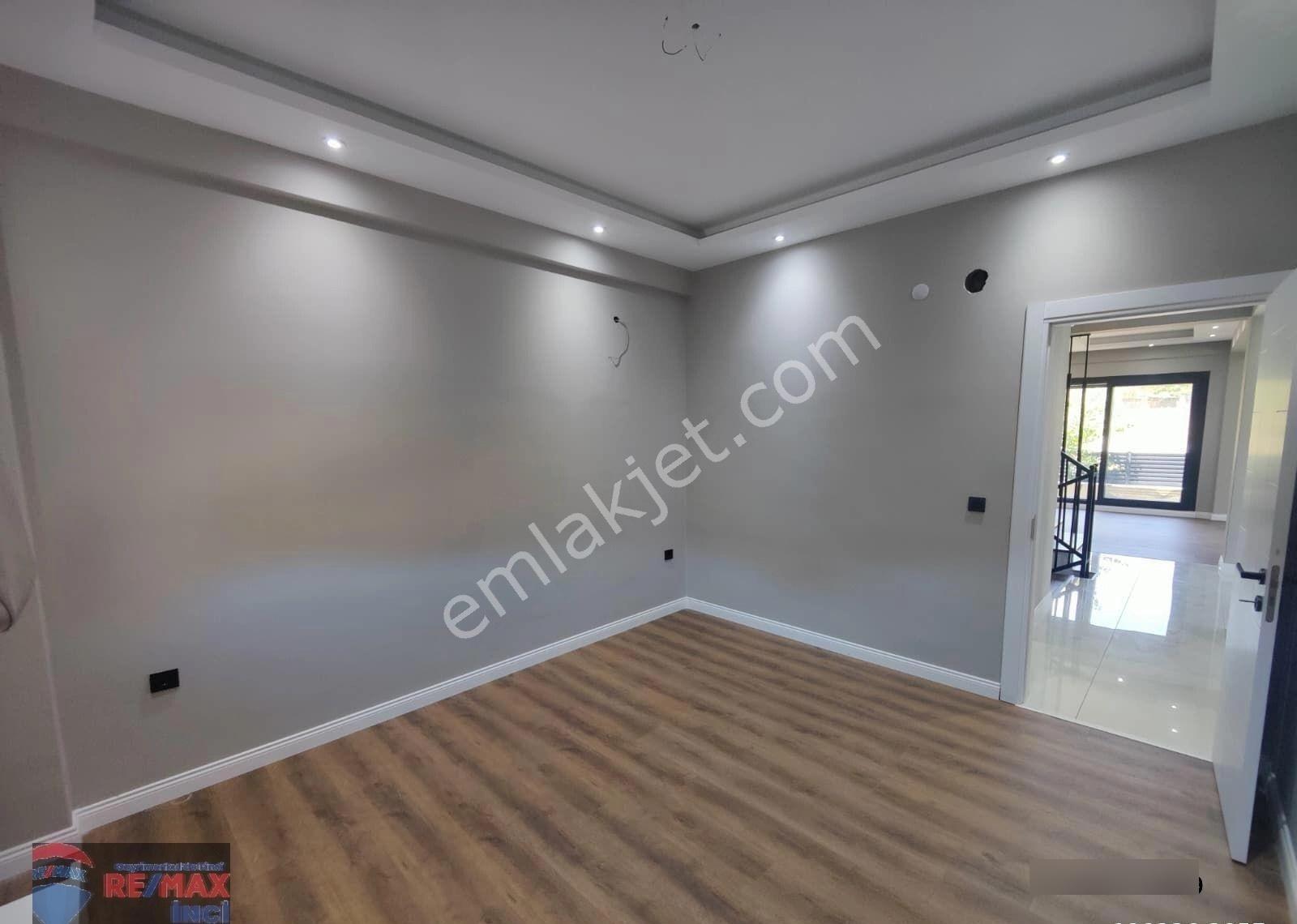 Re/max İnci'den Karesi Kuva-i Milliye 'de Satılık 6+1 Akıllı Ev Sistemli Bahçeli Tripleks Villa - Görsel 38