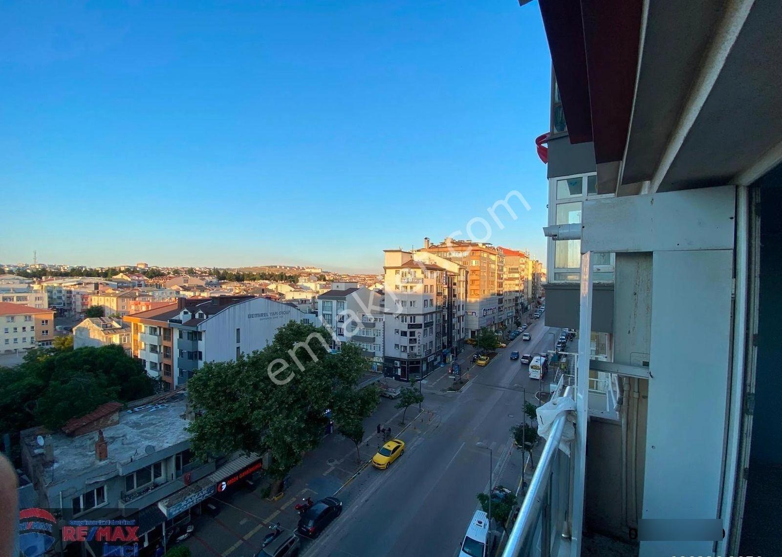 Re/max İnci'den Bandırma Atatürk Caddesinde 2+1 Satılık Daire - Görsel 4