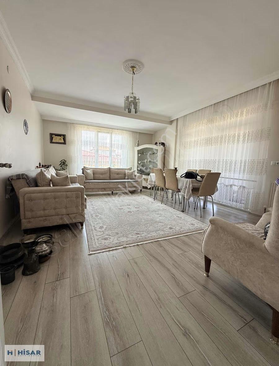 Hisar'dan Havza Karşıyaka Mahallesi'nde Satılık 3+1 145 M2 Daire
