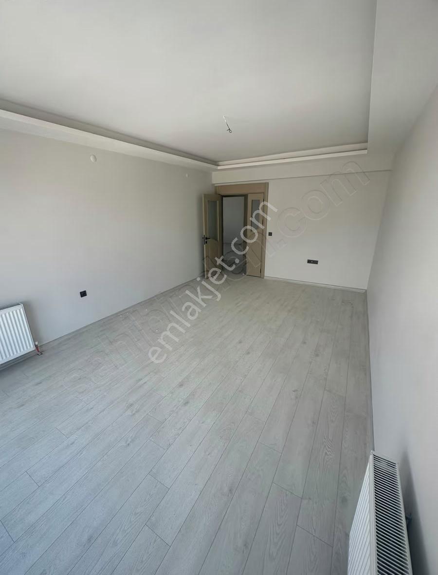 Adres Gayrimenkulden Sincan Saraycıkta 2+1 Daire 2. Katta - Görsel 10