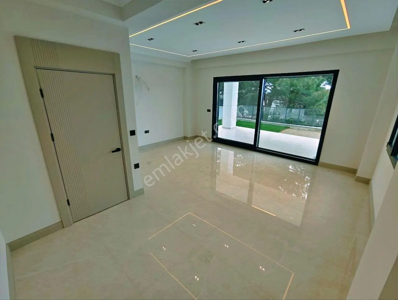 Uytundan Gürede Full Panoramik Deniz Manzaralı Müstakil 4+1villa - Görsel 3