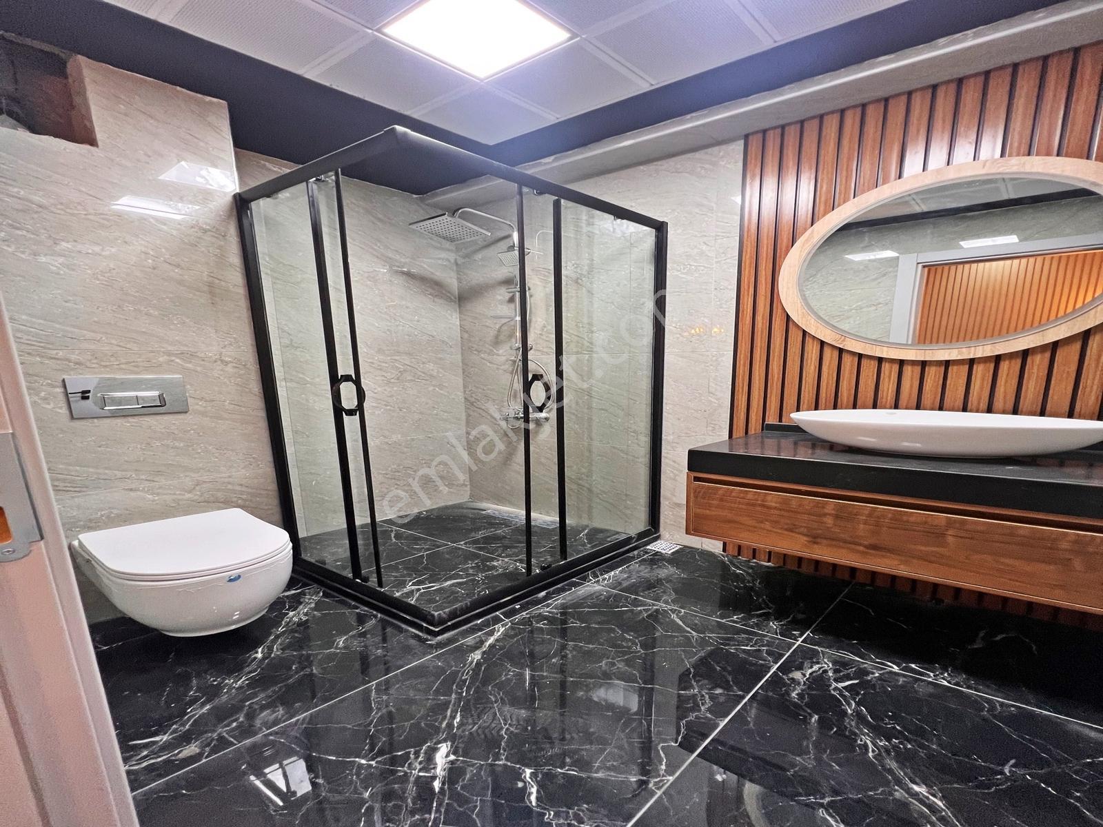 Metrobüse Yakın, Sıfır Projede Lüks Satılık Daire - Görsel 4