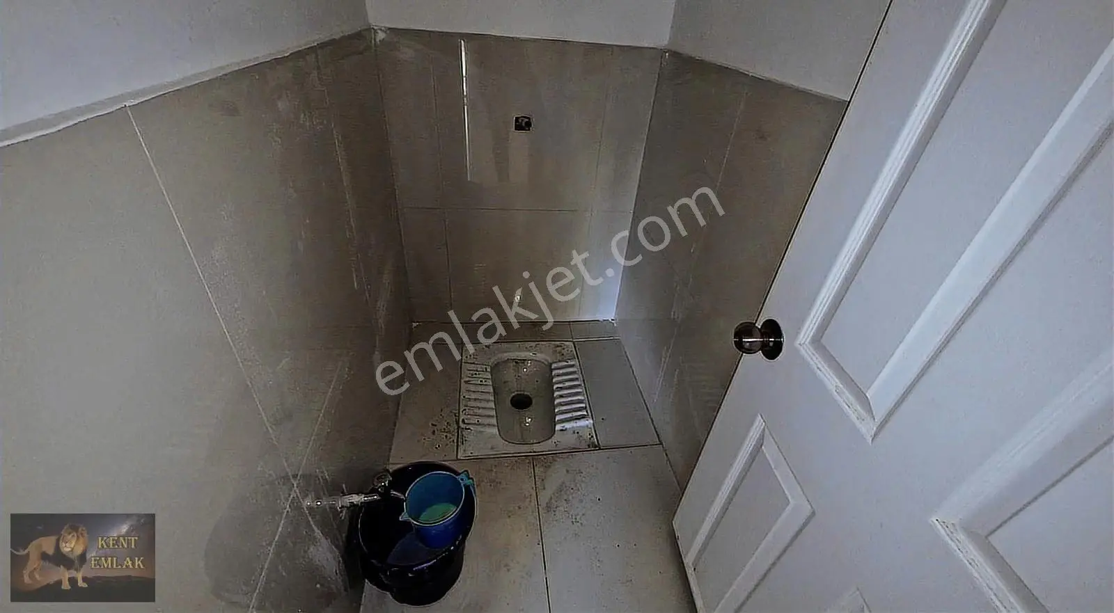 Kent Emlak'tan Abidin Paşada Satılık 46 Metre Wc Li Dükkan - Görsel 9