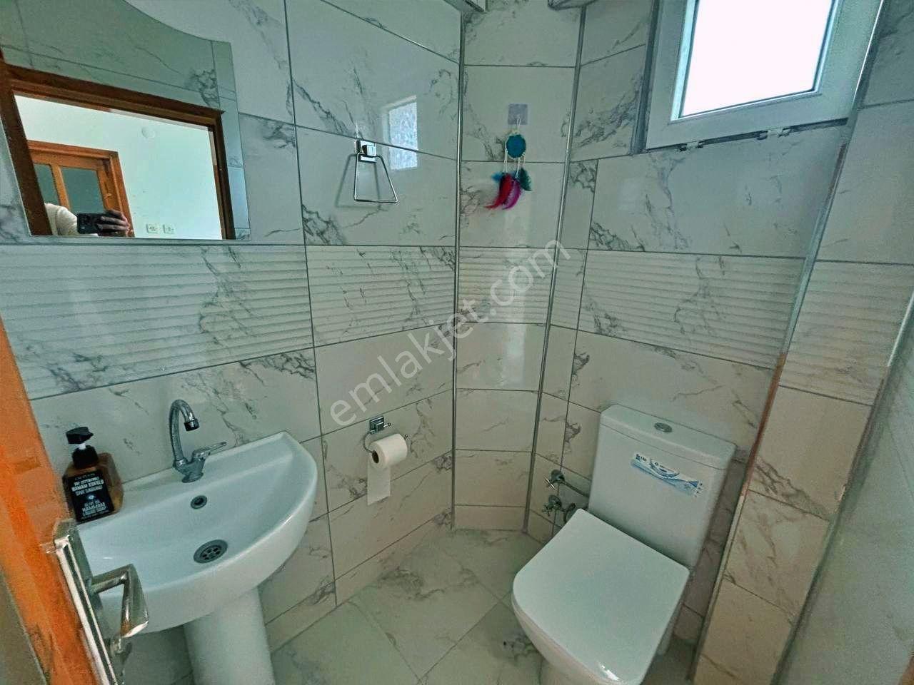 Uytundan Pelitköyde Denize 300 Metre Bahçe Kullanımlı 2+1 Villa - Görsel 30