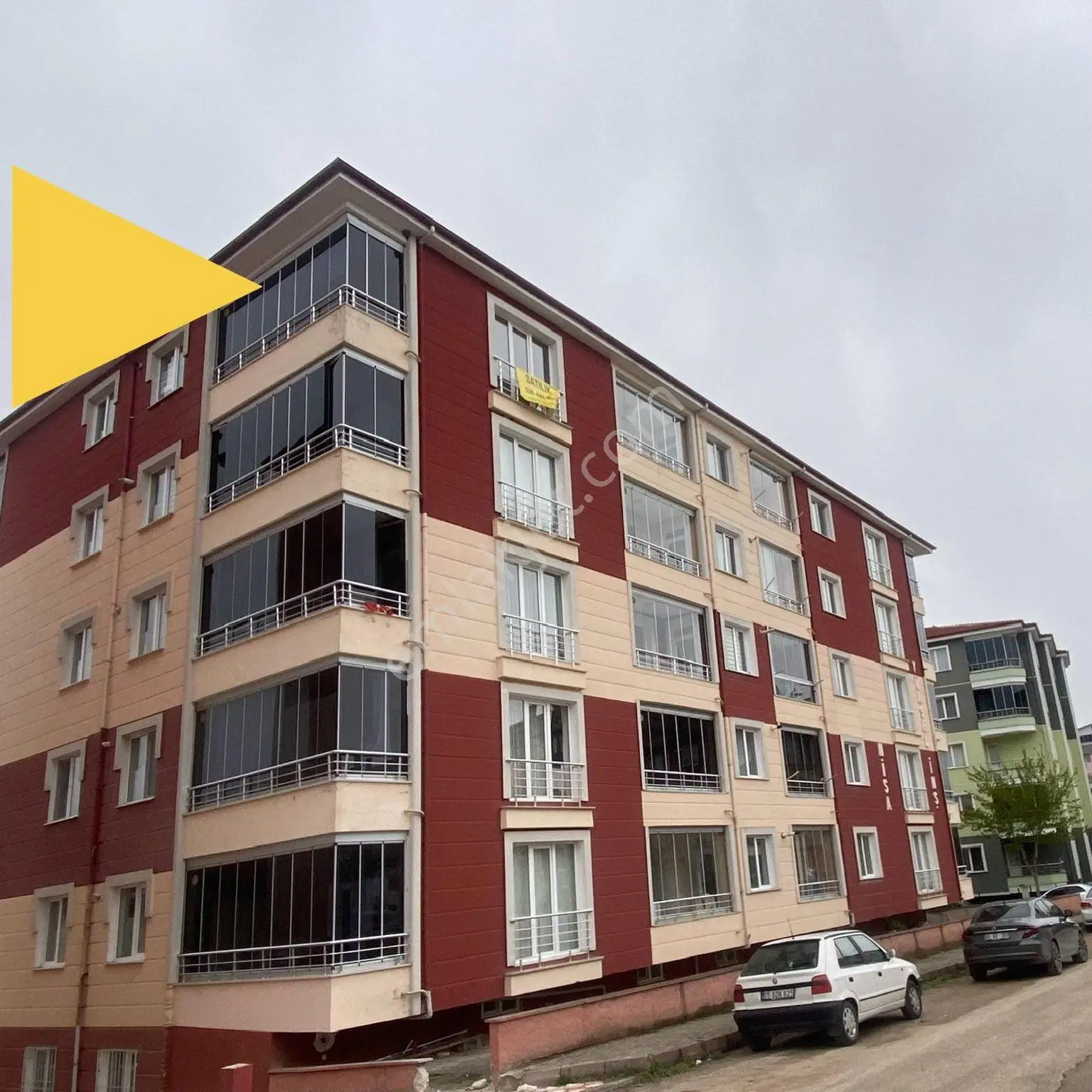 Merzifon Mahsen'de Geniş Balkonlu 3+1 Satılık Daire