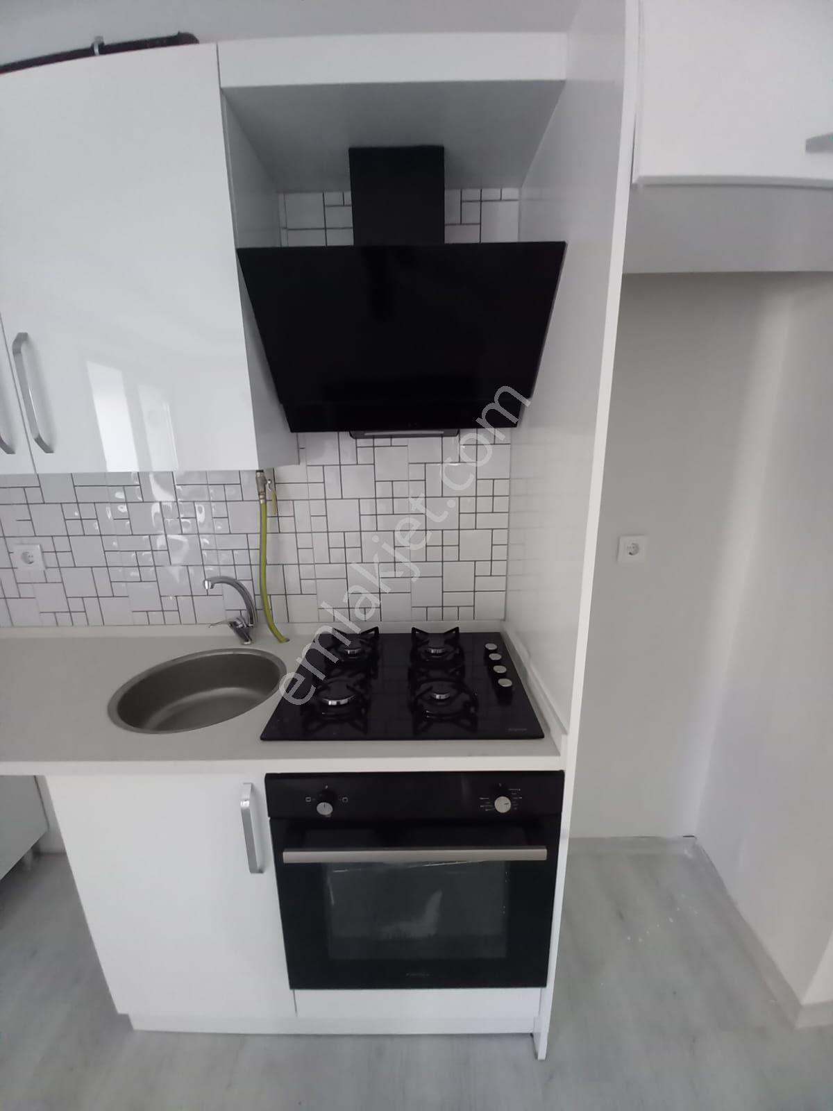 Akıncılar Mahallesi Arakat, Balkonlu 1+1 Kiralık Daire - Görsel 8