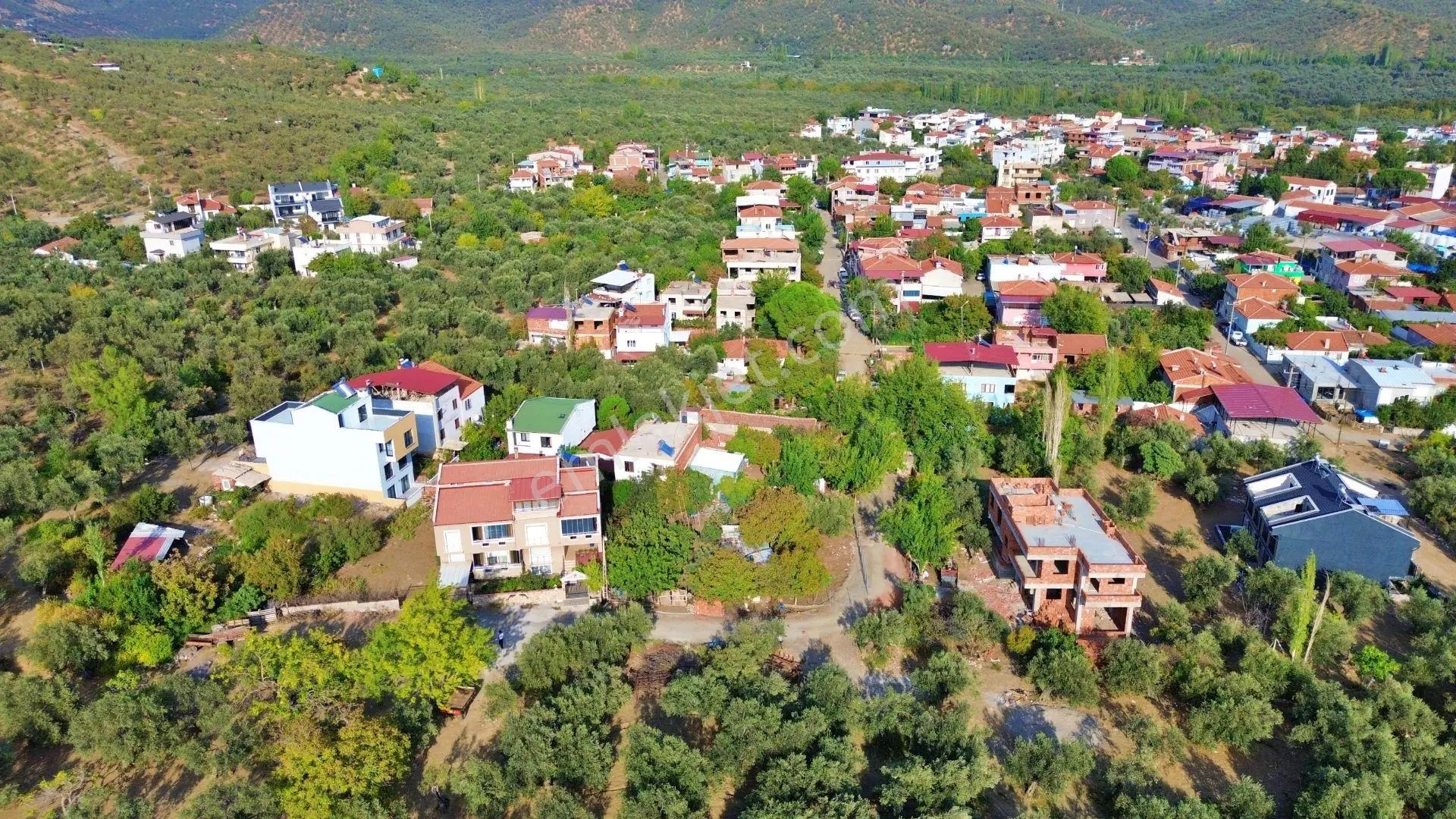 Uytundan Zeytinli Köyünde %30 İmarlı Köşe Parsel Satılık Arsa - Görsel 5