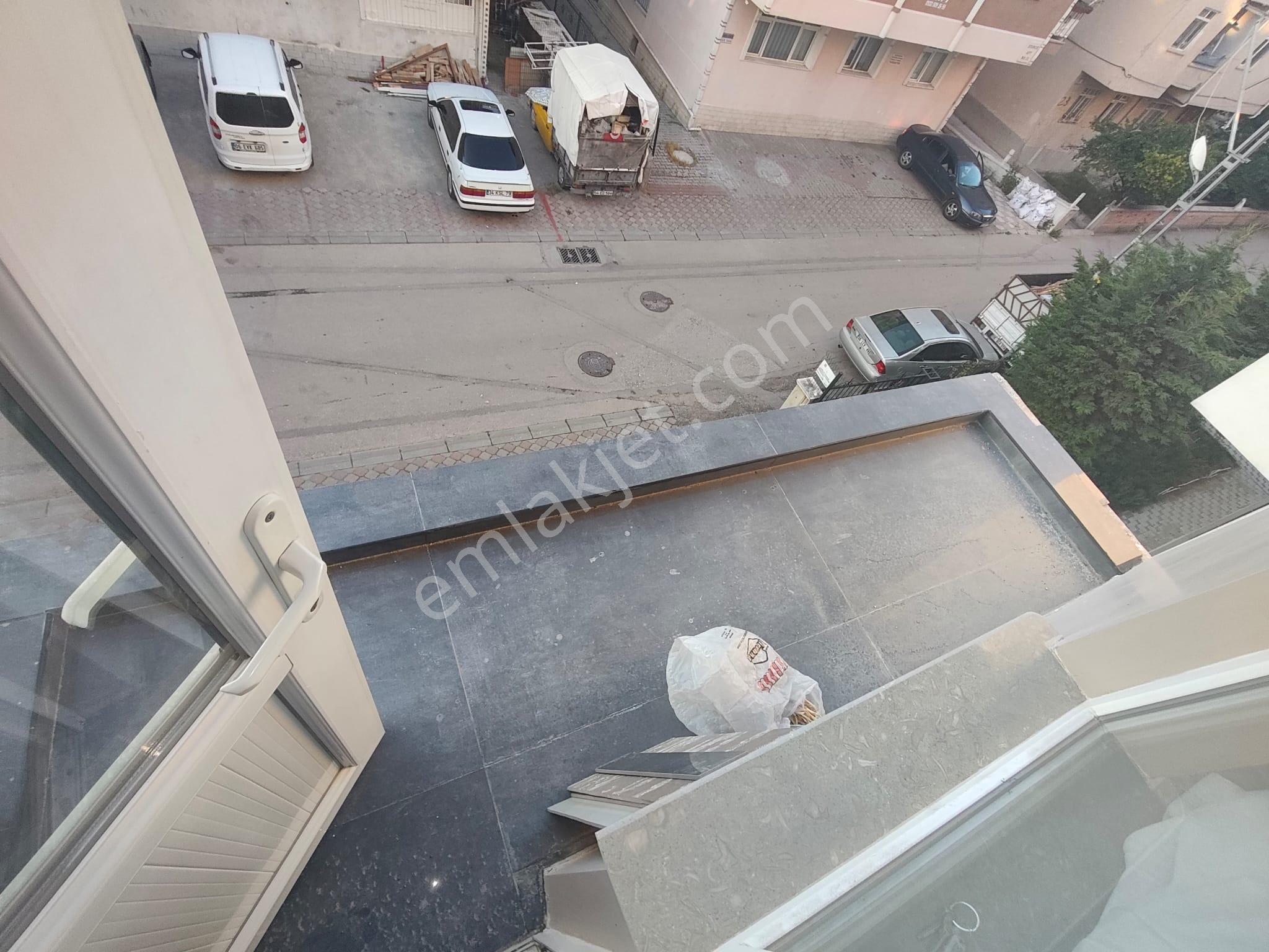 Yılmaz Gayrimenkul Den Akşemsettin Mah 3+1 Salona 2 Oda Bağımlı Fırsat Daire - Görsel 16