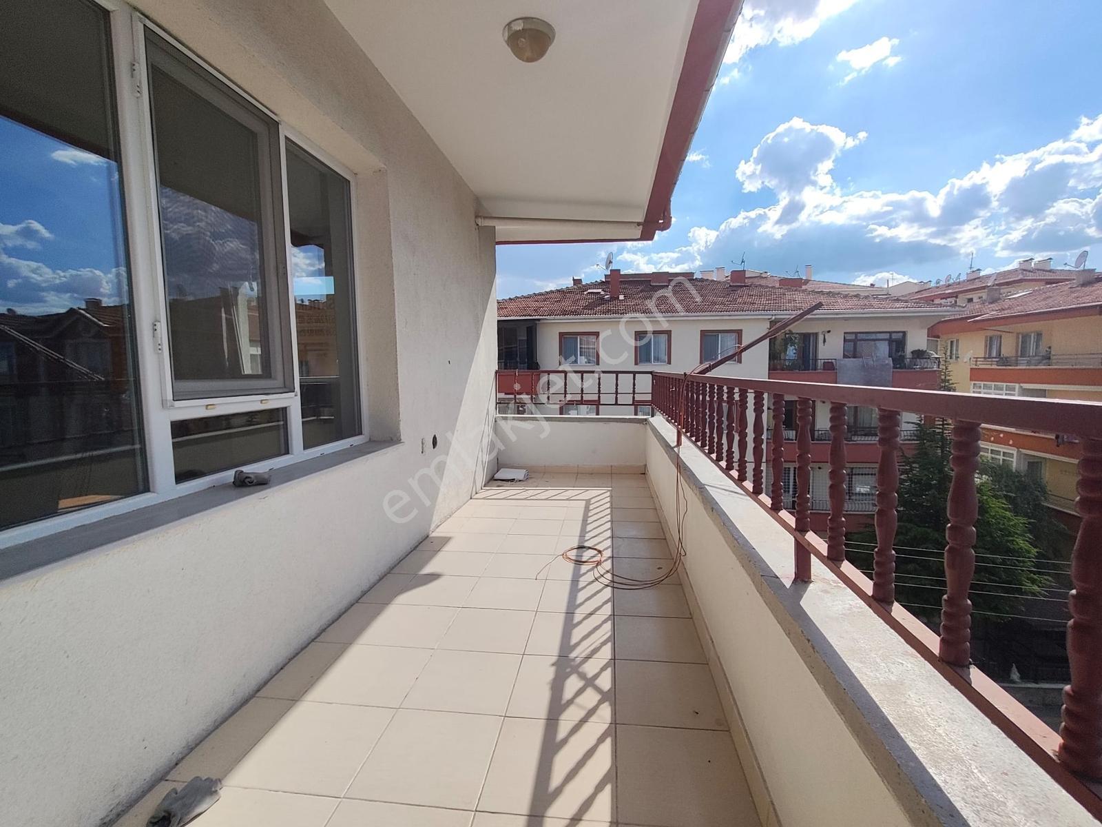 Yılmaz Gayrimenkul Pınarbaşı Mh 3+1 Katta Köşebaşı Daire 120m2.d - Görsel 16