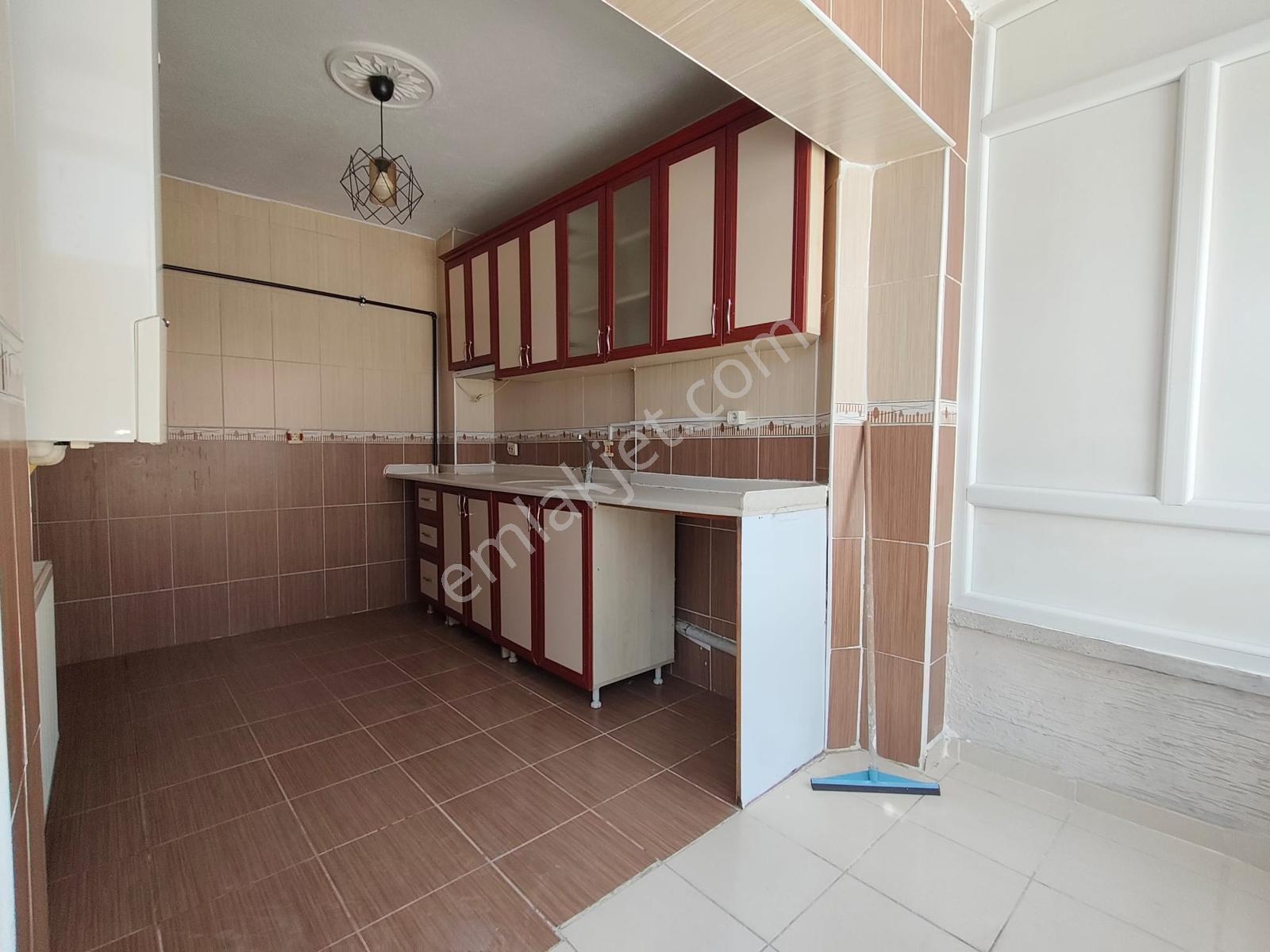 Yılmaz Gayrimenkul Pınarbaşı Mh 3+1 Katta Köşebaşı Daire 120m2.d - Görsel 18