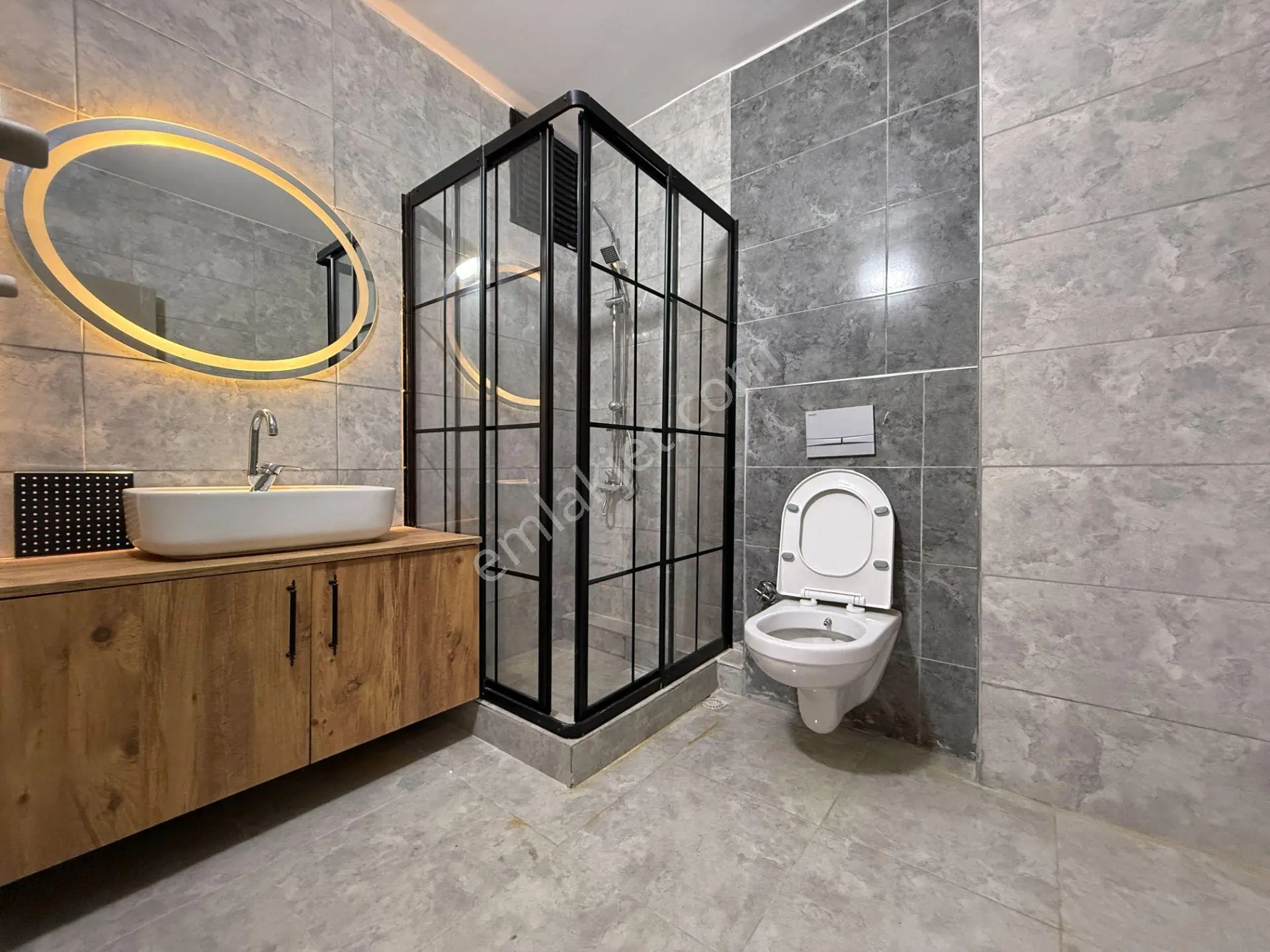 Toros Mah. Mavi Bulvarda. 3+1 150 M2 Full Yapılı Masrafsız Satılık Daire - Görsel 17
