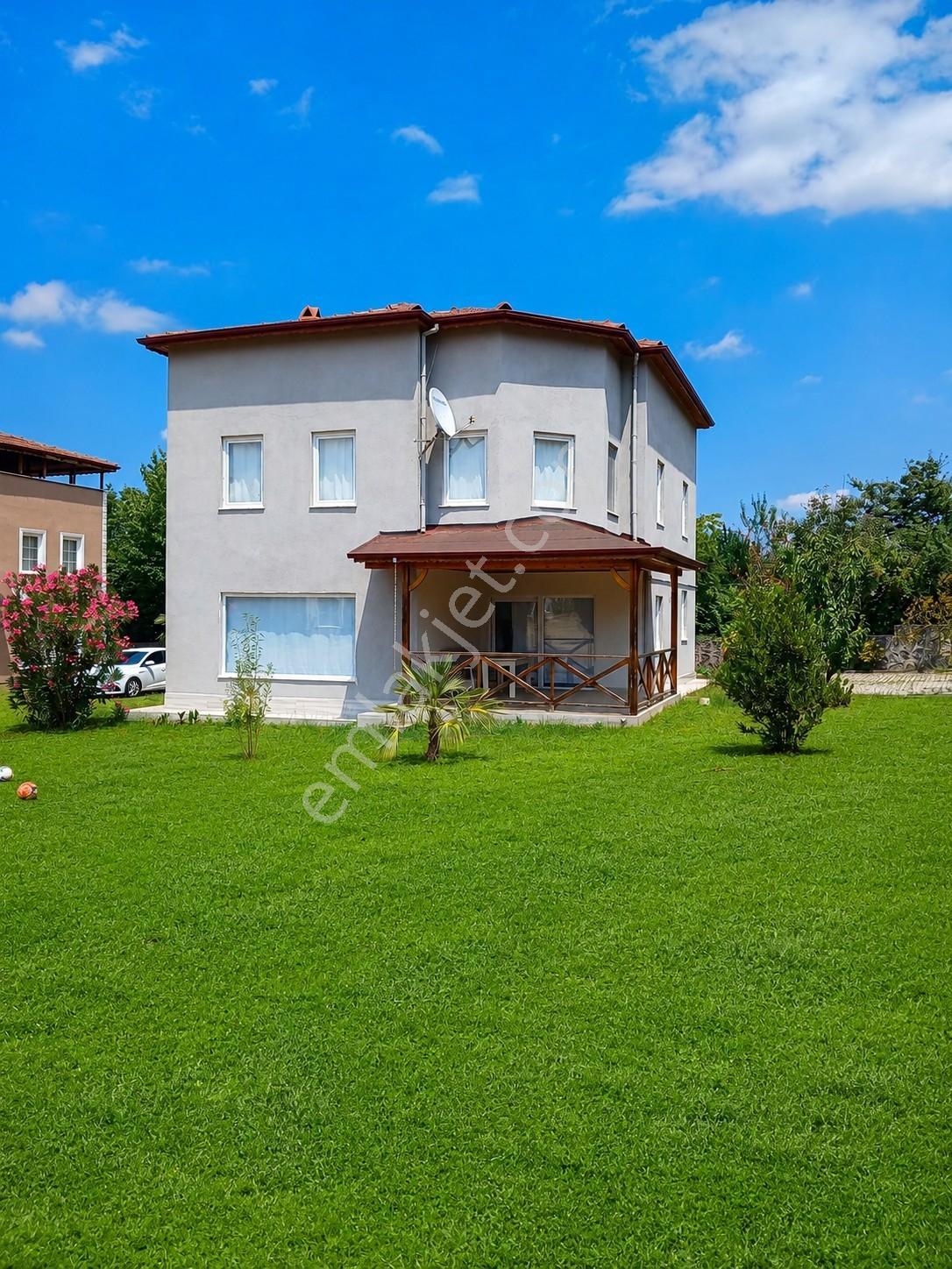 Suadiye Konakları'nda Havuzlu Satılık 5+1 Müstakil Villa - Görsel 7