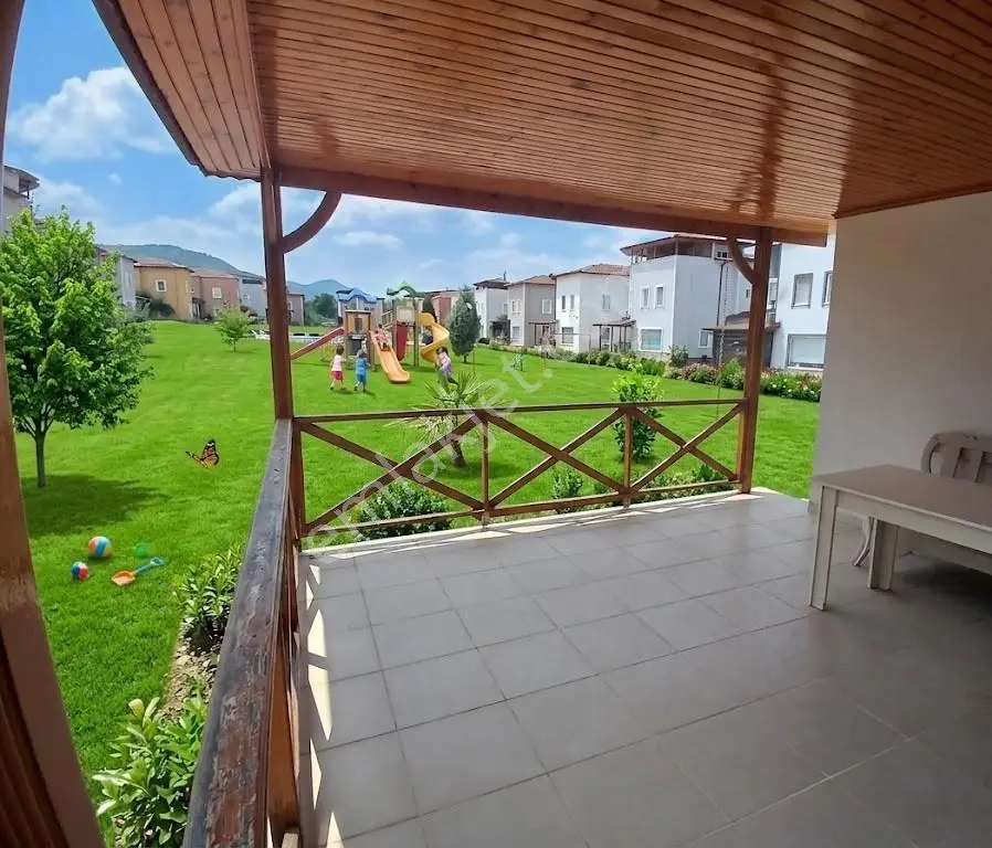 Suadiye Konakları'nda Havuzlu Satılık 5+1 Müstakil Villa - Görsel 8