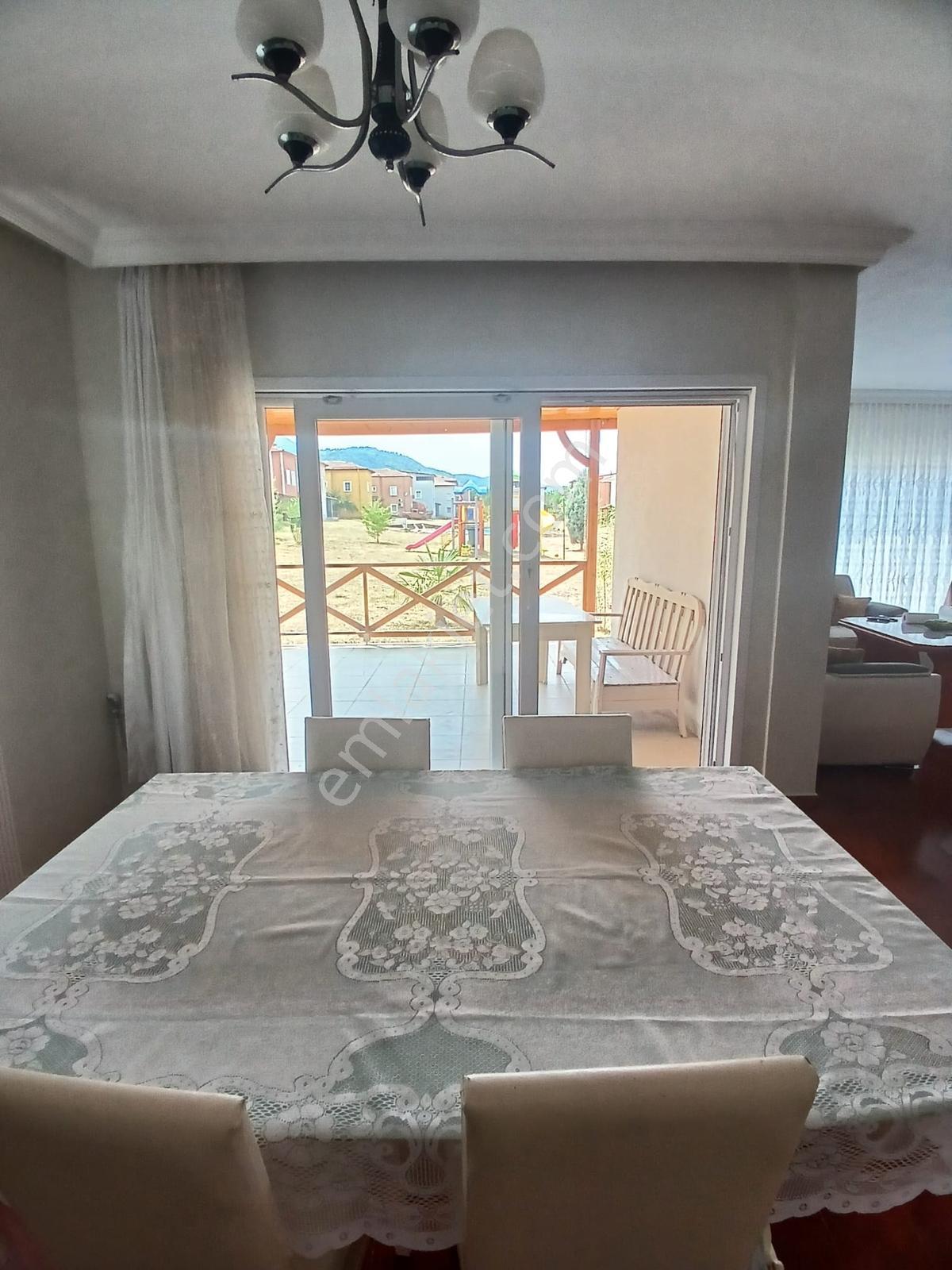Suadiye Konakları'nda Havuzlu Satılık 5+1 Müstakil Villa - Görsel 18